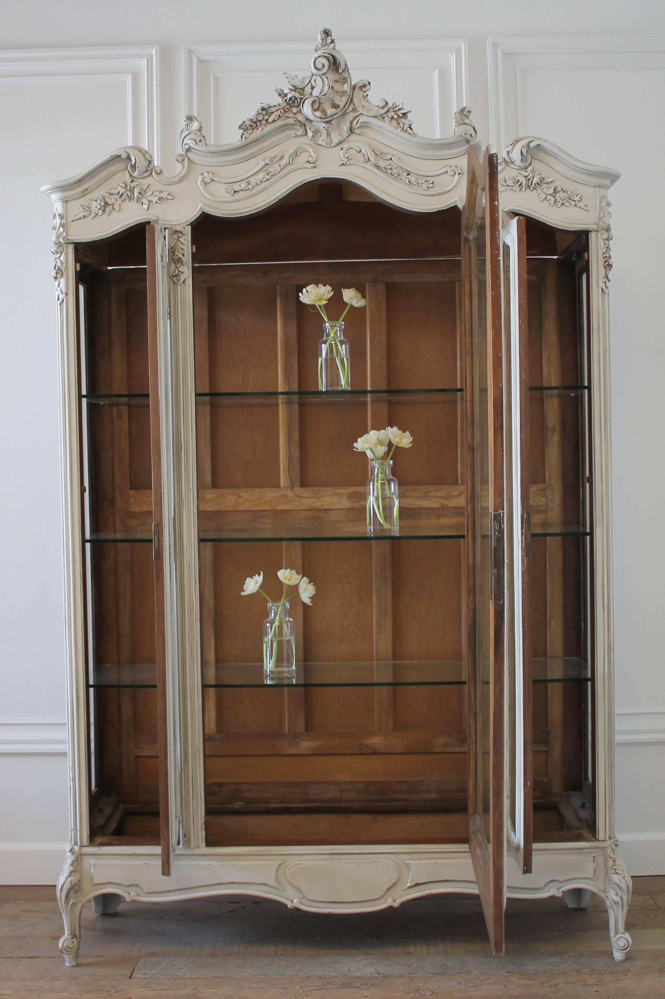 19th Century Louis XV Style Painted French Curio Display Armoire 2