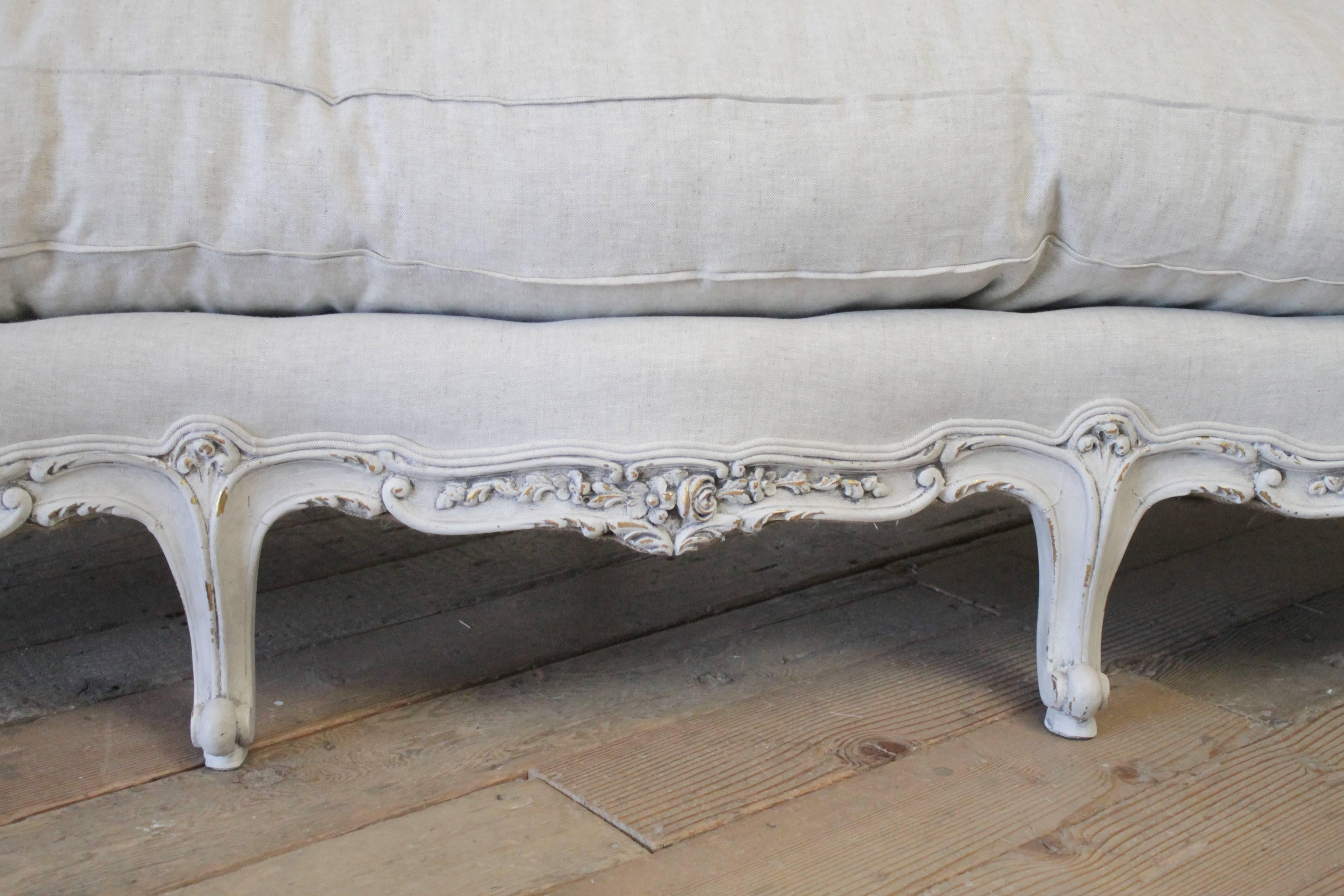 Painted Vintage French Louis XV Style Daybed Sofa in Natural Beligan Linen