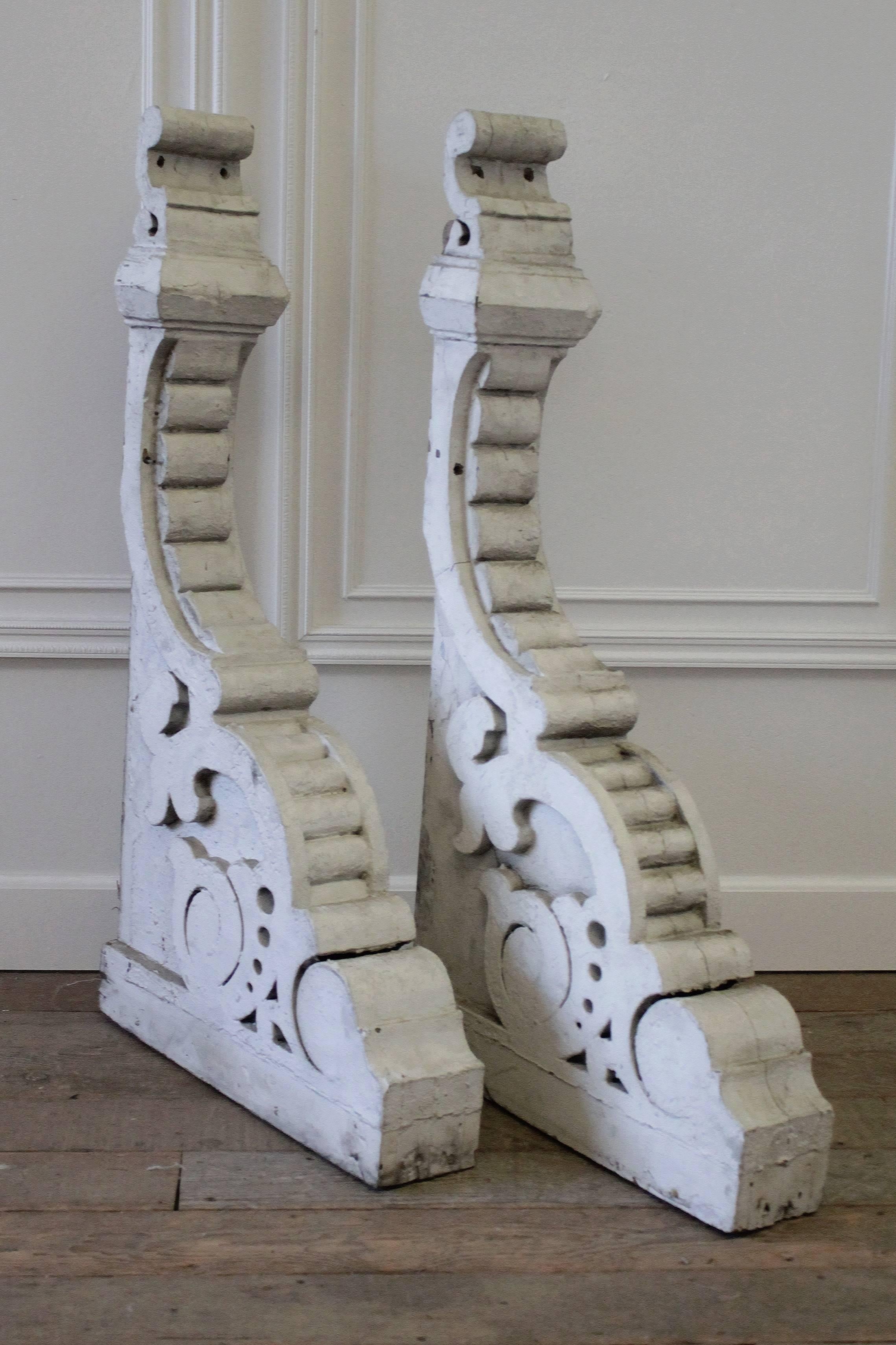 Large Antique Wood Architectural Corbels with Original White Paint In Good Condition In Brea, CA