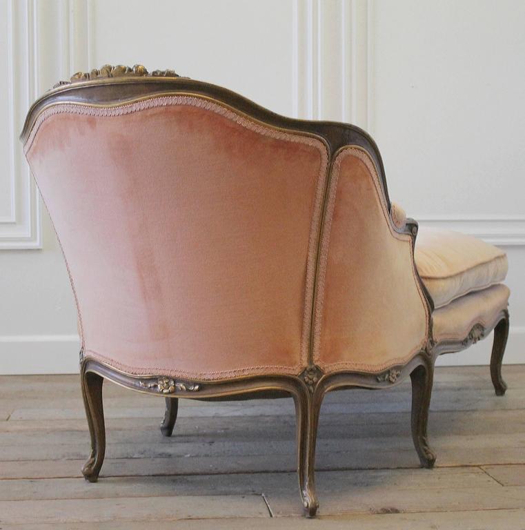 19th Century Antique French Louis XV Style Chaise Longue in Vintage Velvet  at 1stDibs | vintage velvet chaise lounge, antique french chaise longue, antique  french chaise lounge