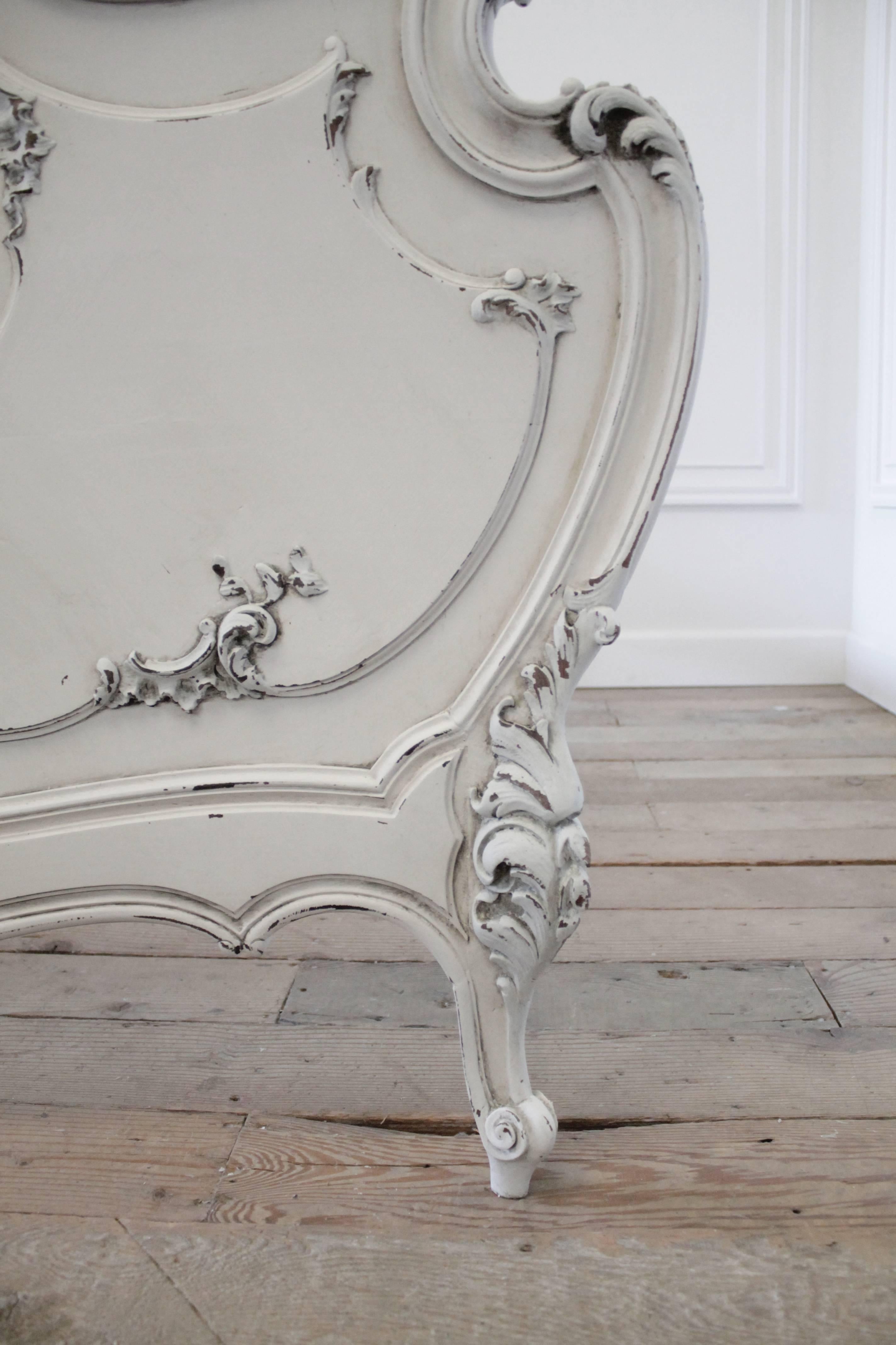 19th Century Rococo Painted Rosewood French Bed in Louis XV Style 4