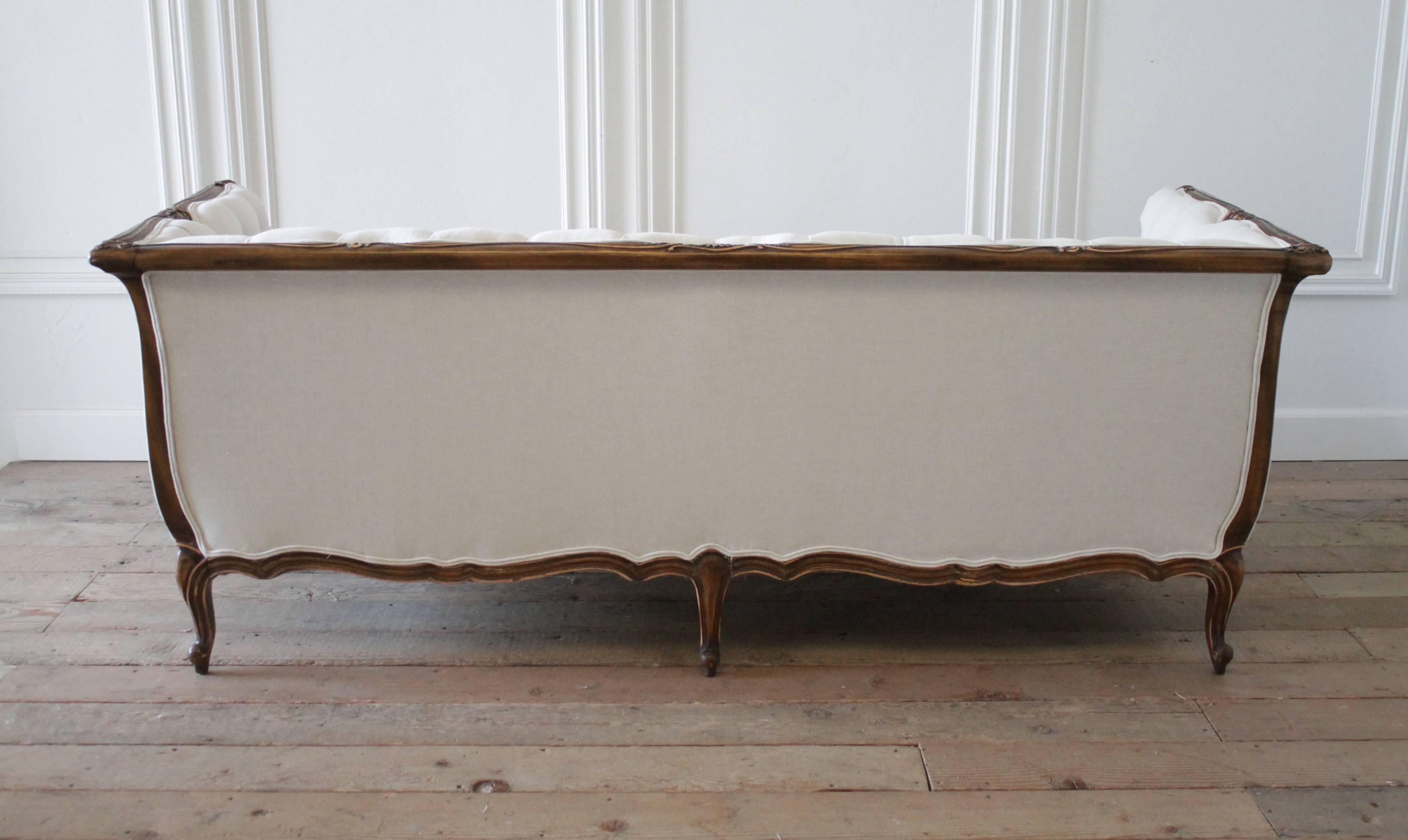Antique French Louis XV Style Button Tufted Sofa in Organic Belgian Linen In Excellent Condition In Old Town Orange, CA