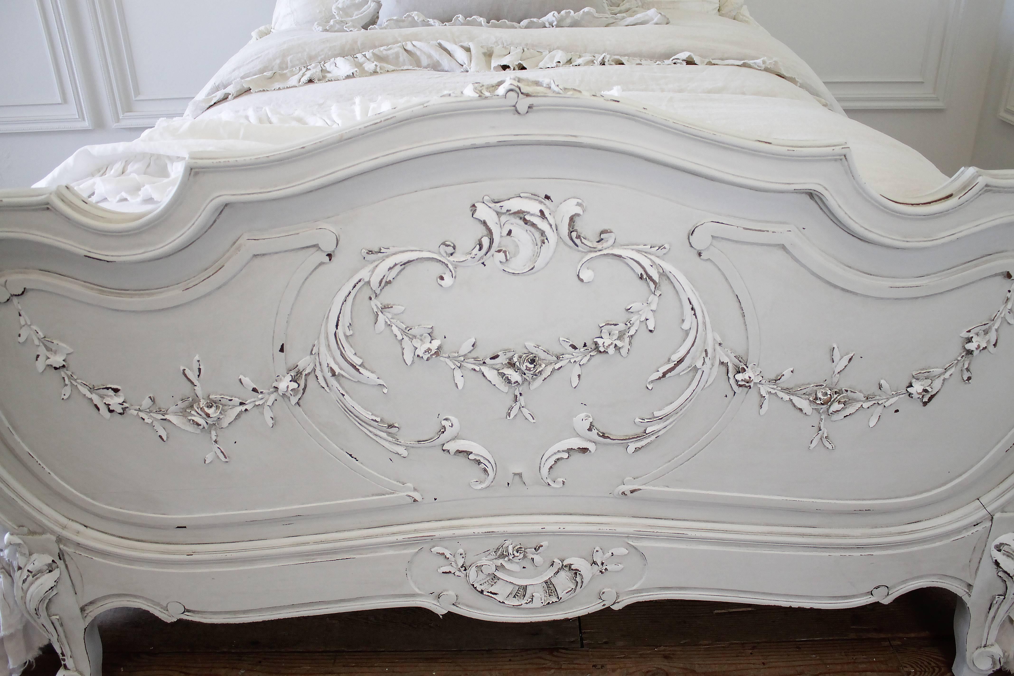 19th Century Painted Louis XV Style French Bed with Roses 4