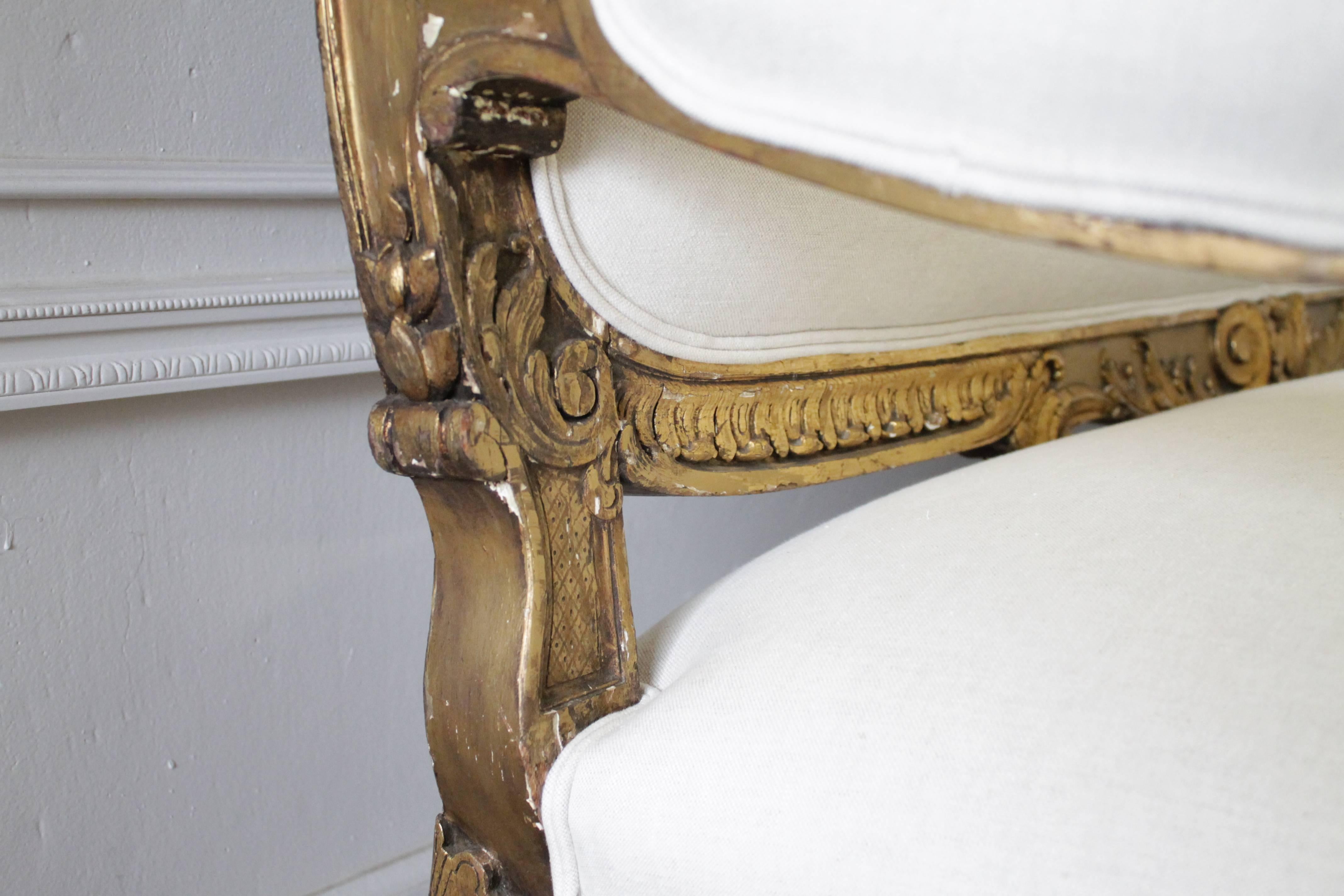 Linen 19th Century Carved Giltwood Louis XV Style Settee
