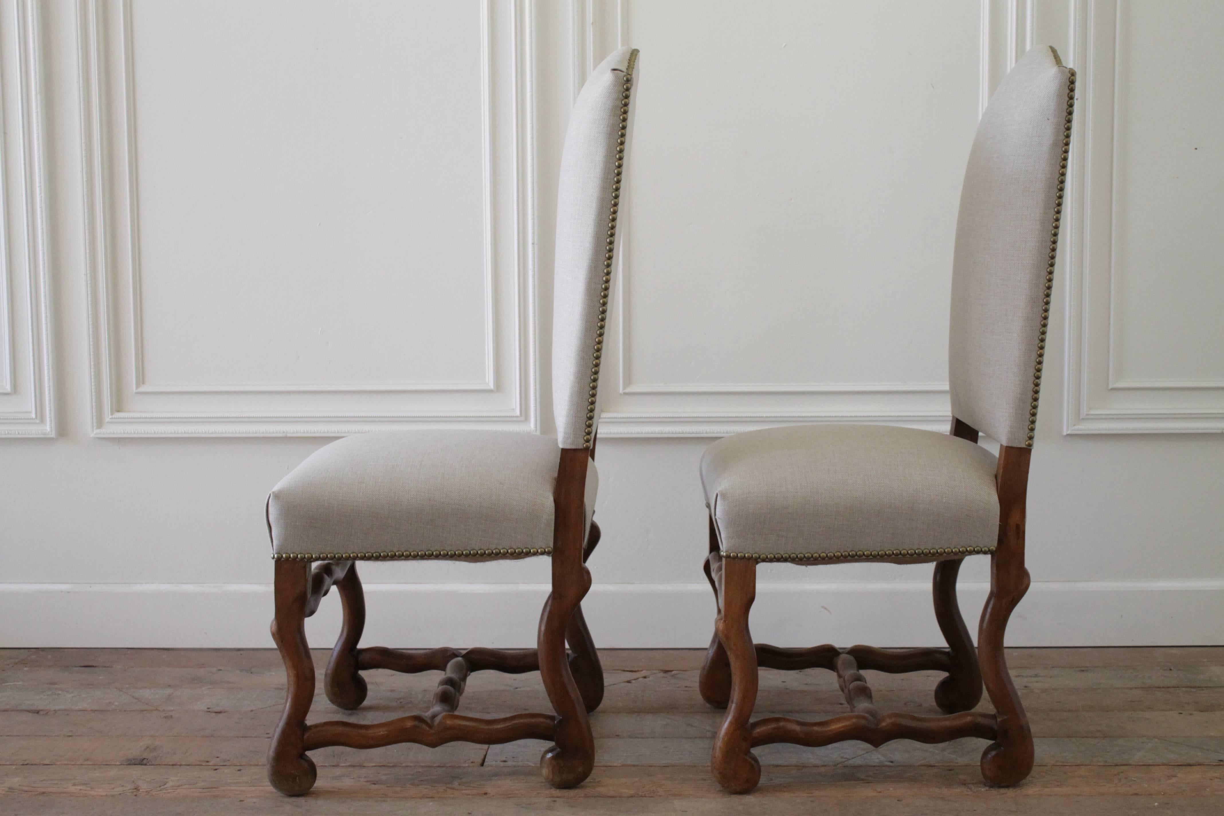 Set of Four Antique Renaissance Style Dining Chairs in Natural Linen In Distressed Condition In Brea, CA