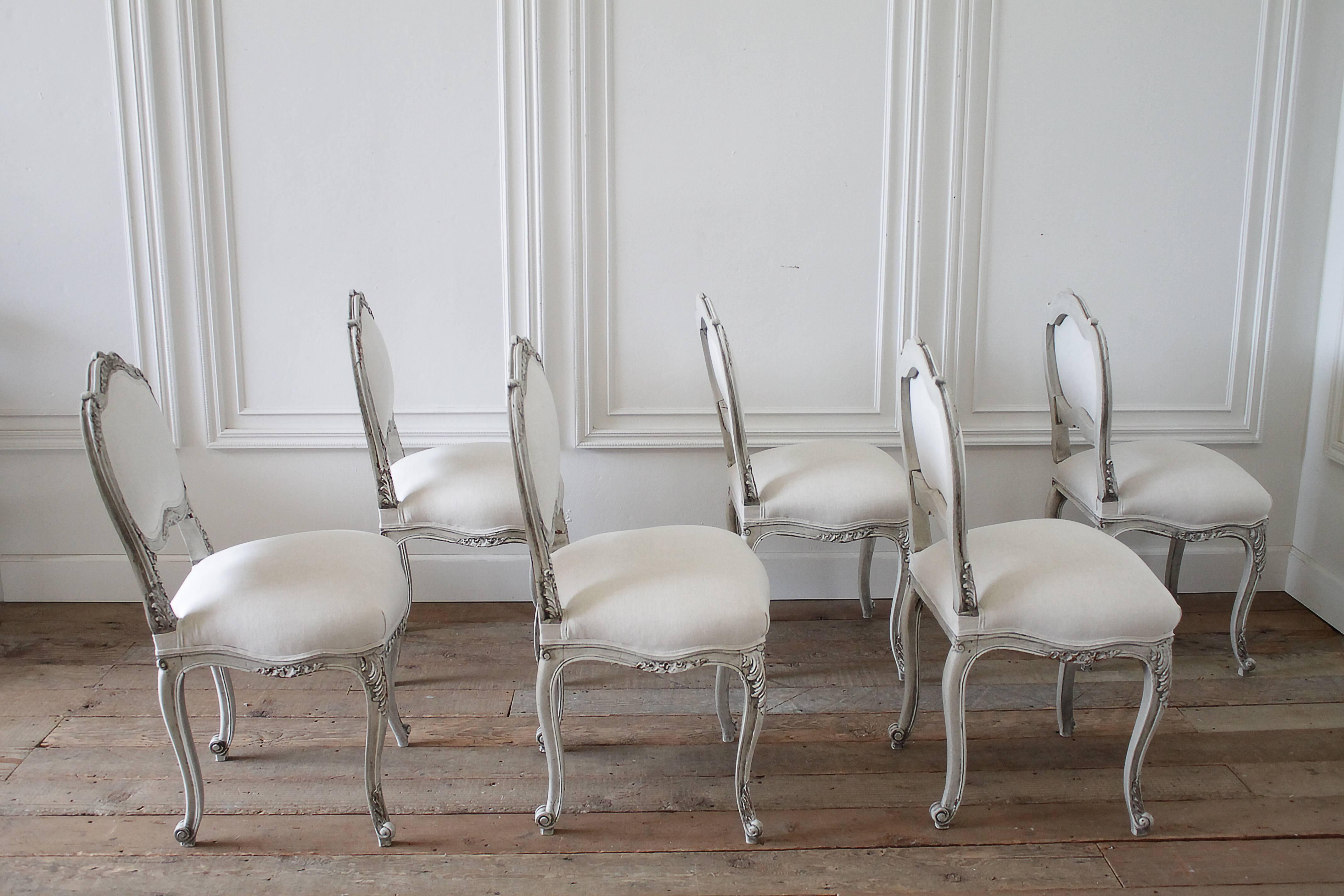 Late 19th Century Set of 6 French Louis XV Dining Chairs In Distressed Condition In Brea, CA