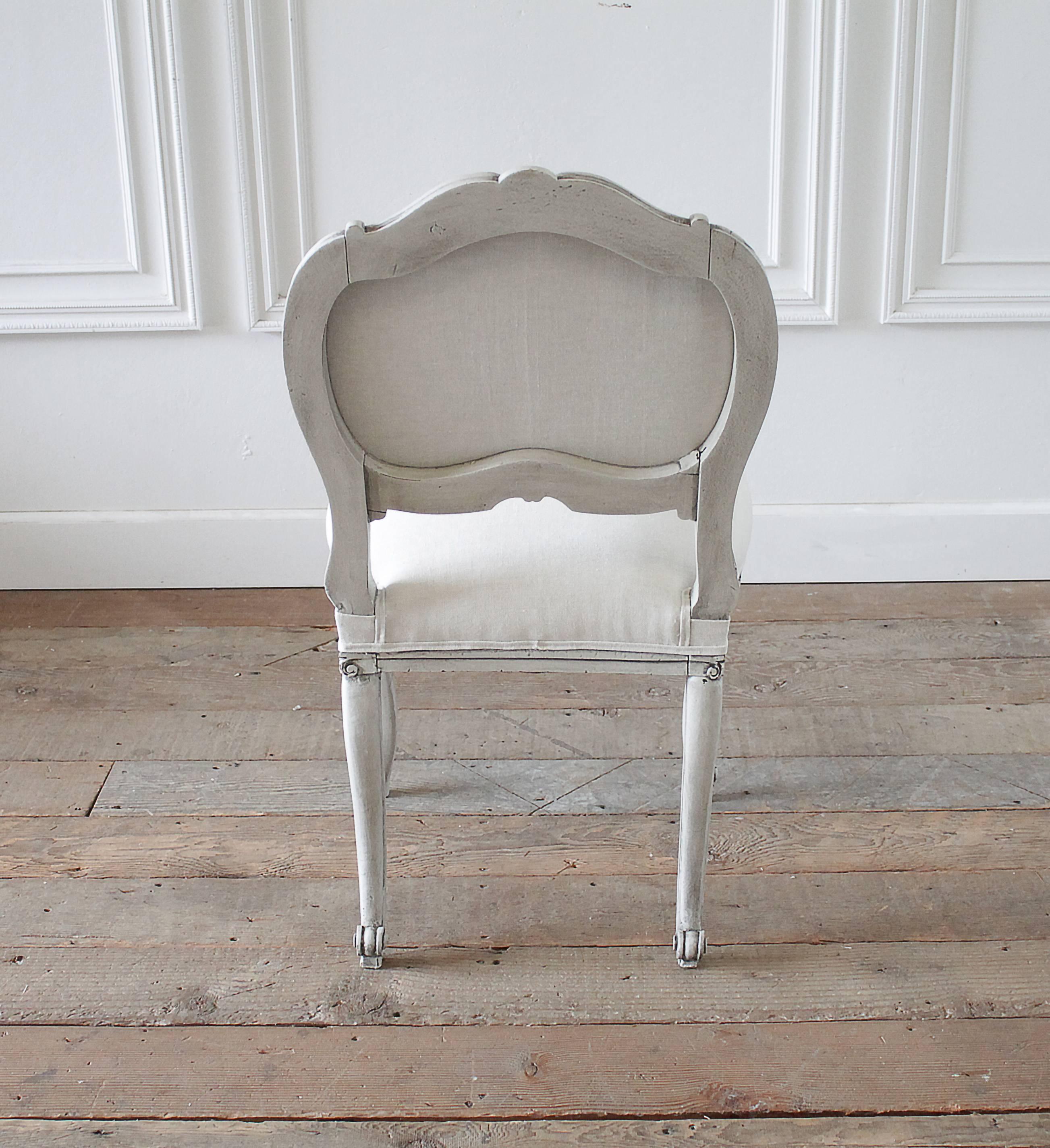 Late 19th Century Set of 6 French Louis XV Dining Chairs 3