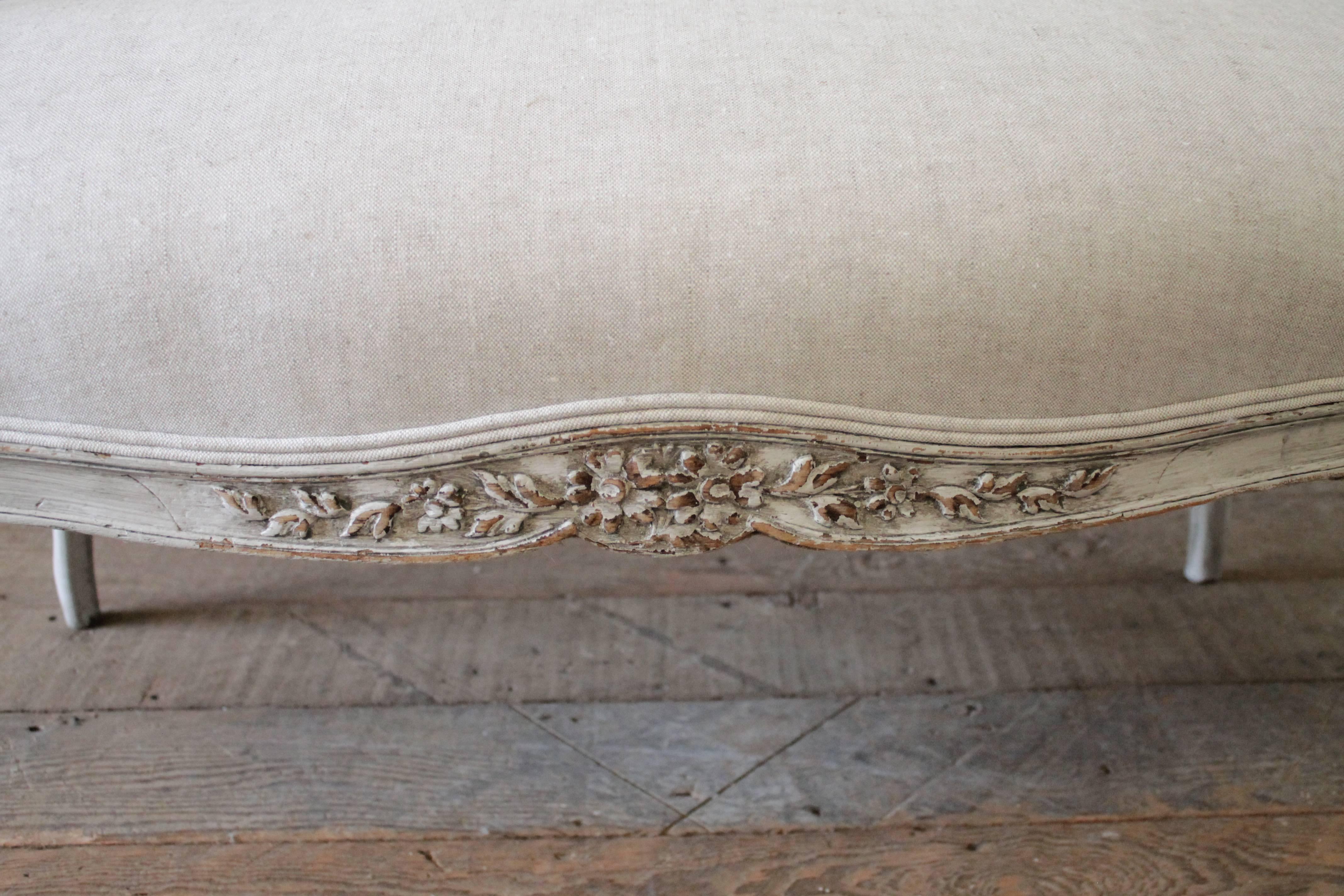 19th Century Hand-Carved and Painted Louis XV Style Settee In Distressed Condition In Brea, CA