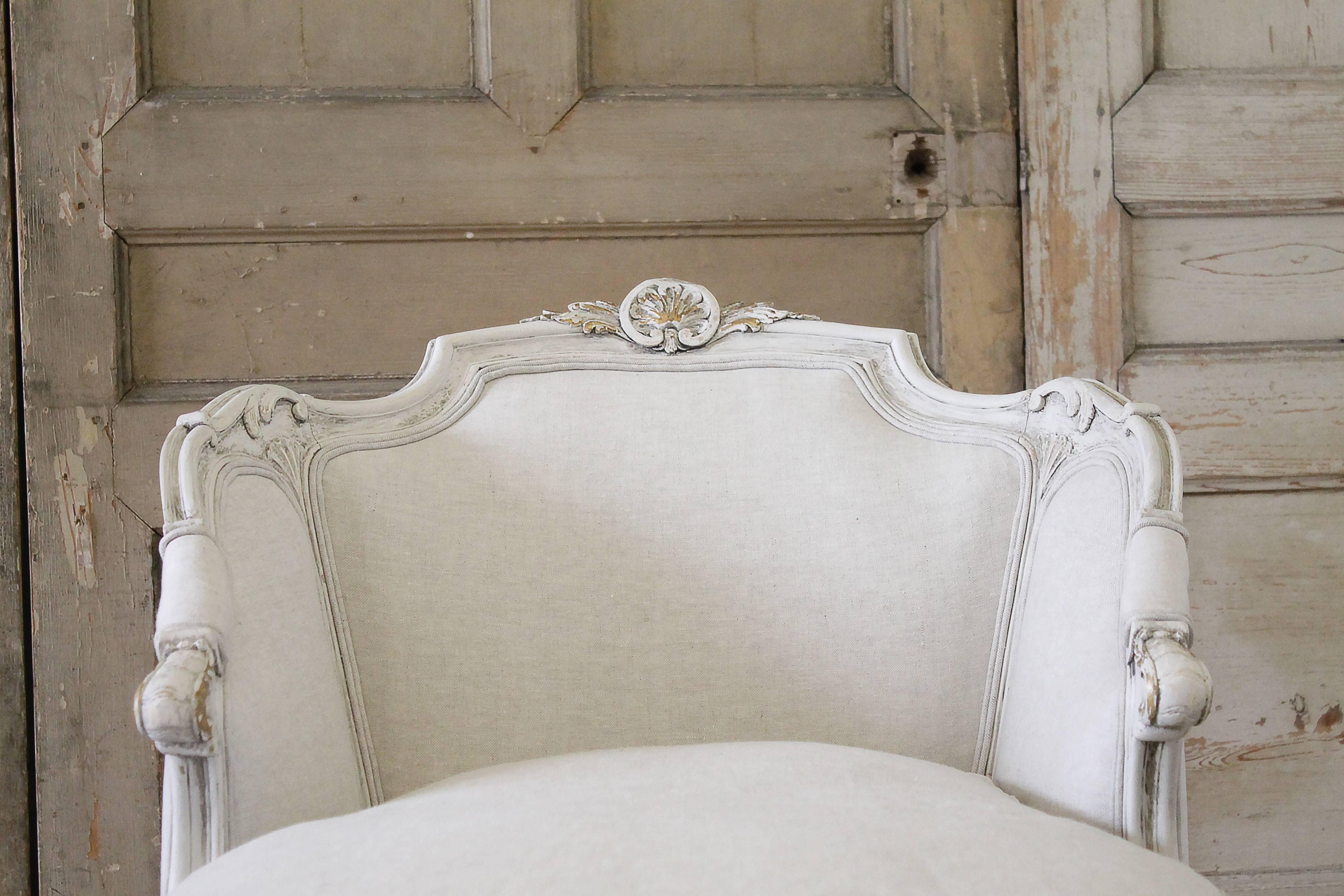 19th Century French Louis XV Style Painted Linen Upholstered Chaise Lounge 4