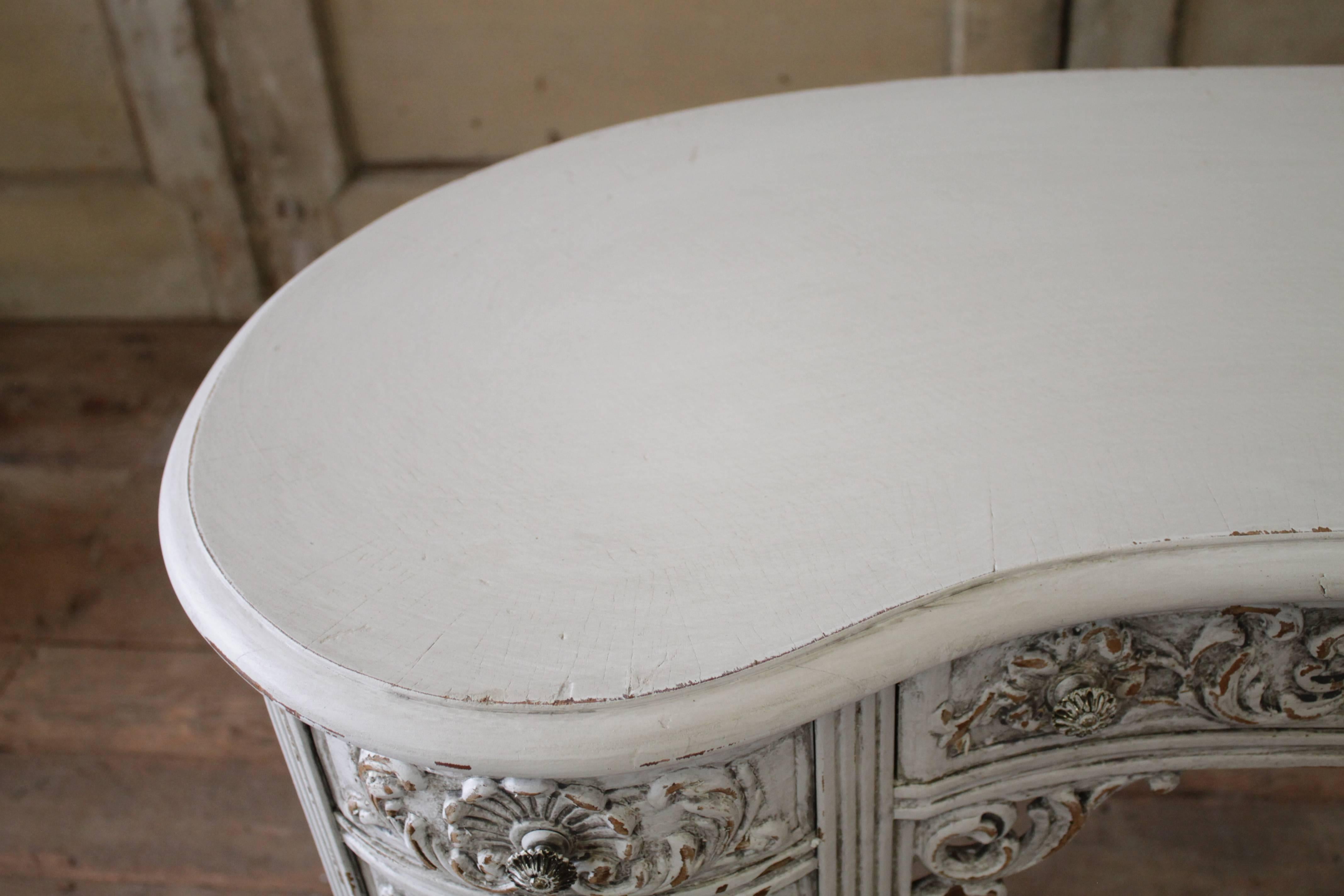 Antique Louis XV Style Painted Vanity Desk In Good Condition In Brea, CA