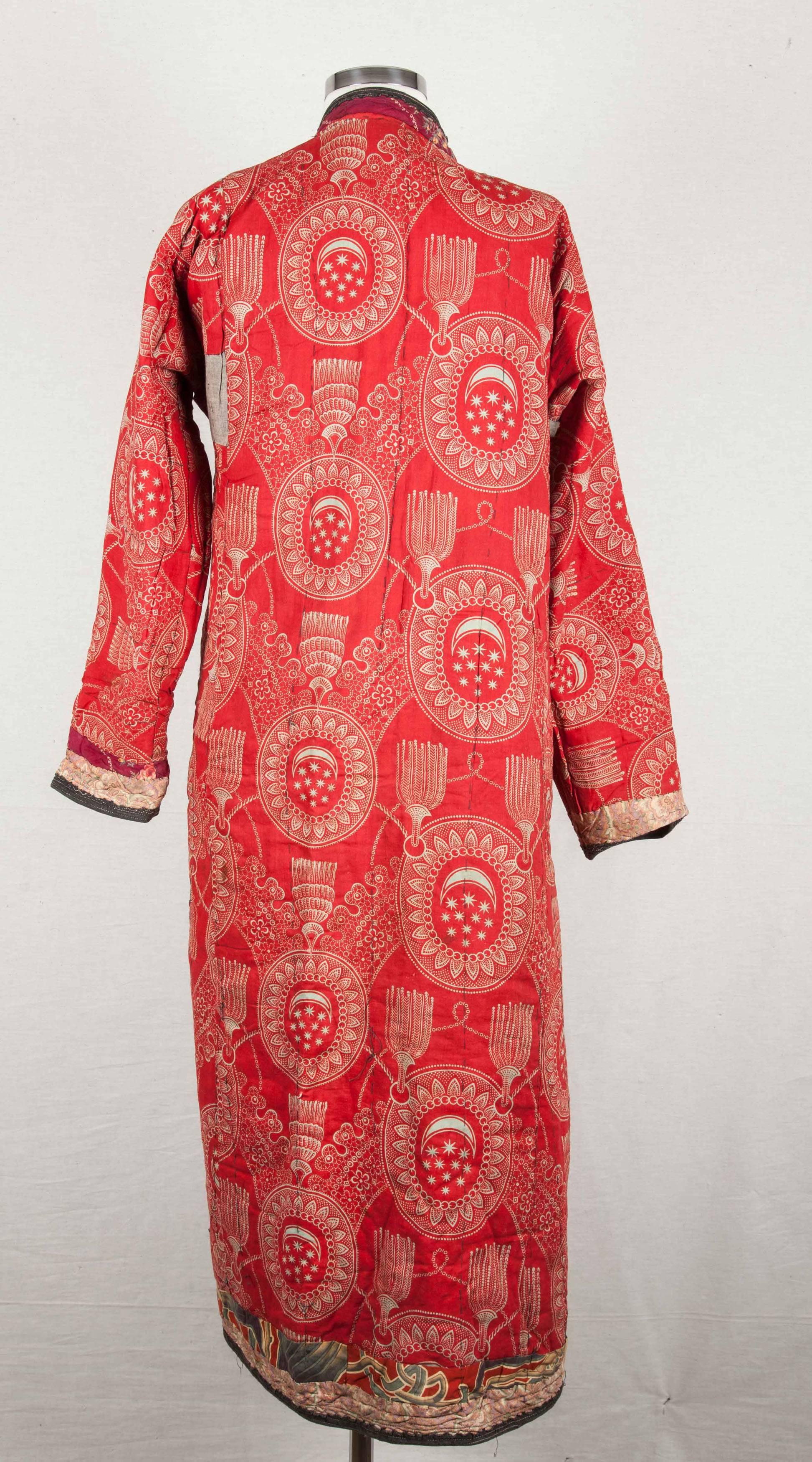 19th Century, Uzbek Silk and Cotton 'Silk Warp, Cotton Weft' Ikat Coat, Chapan For Sale 1