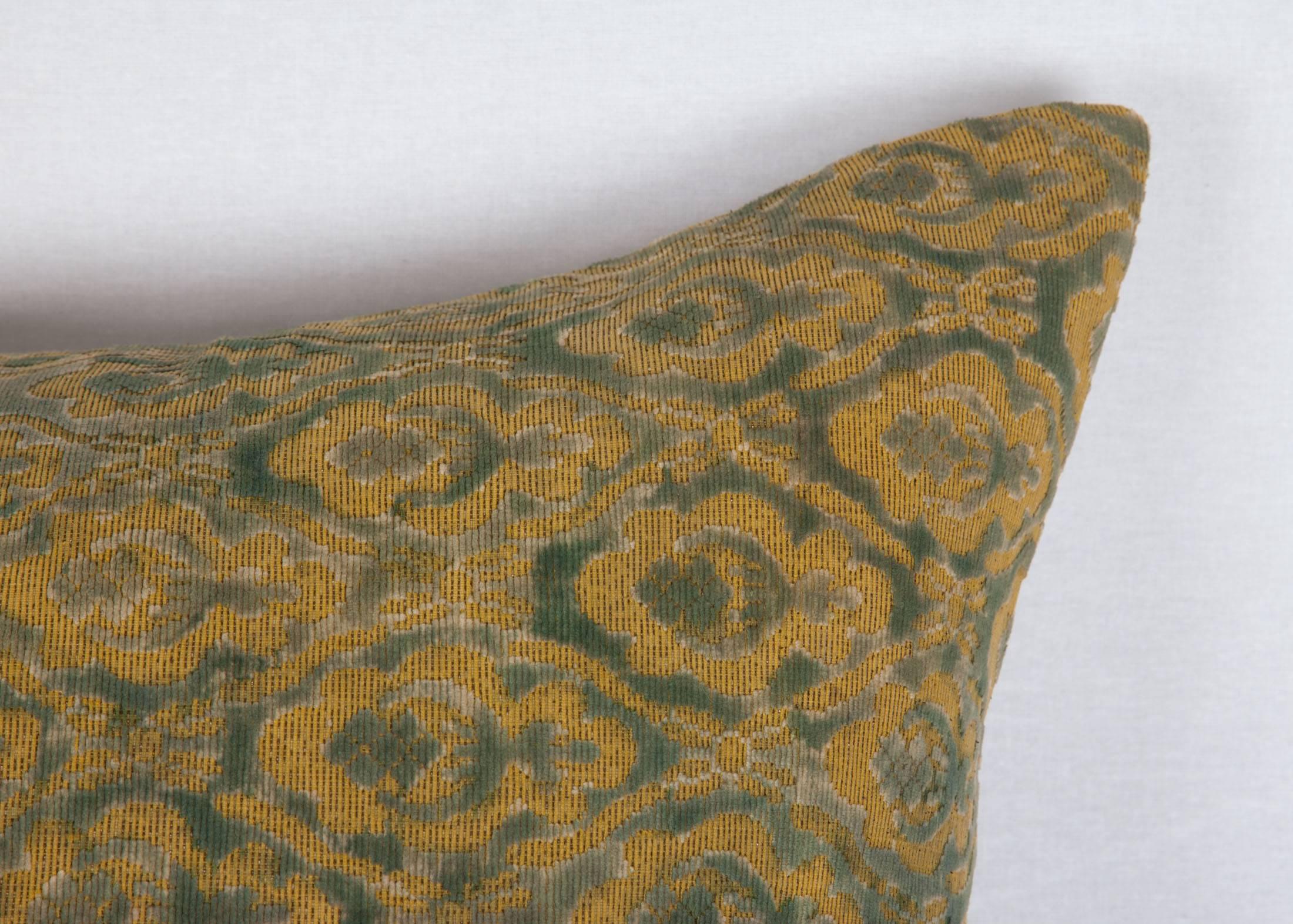 Uzbek Early 20th Century Central Asian Cut Velvet pillow For Sale