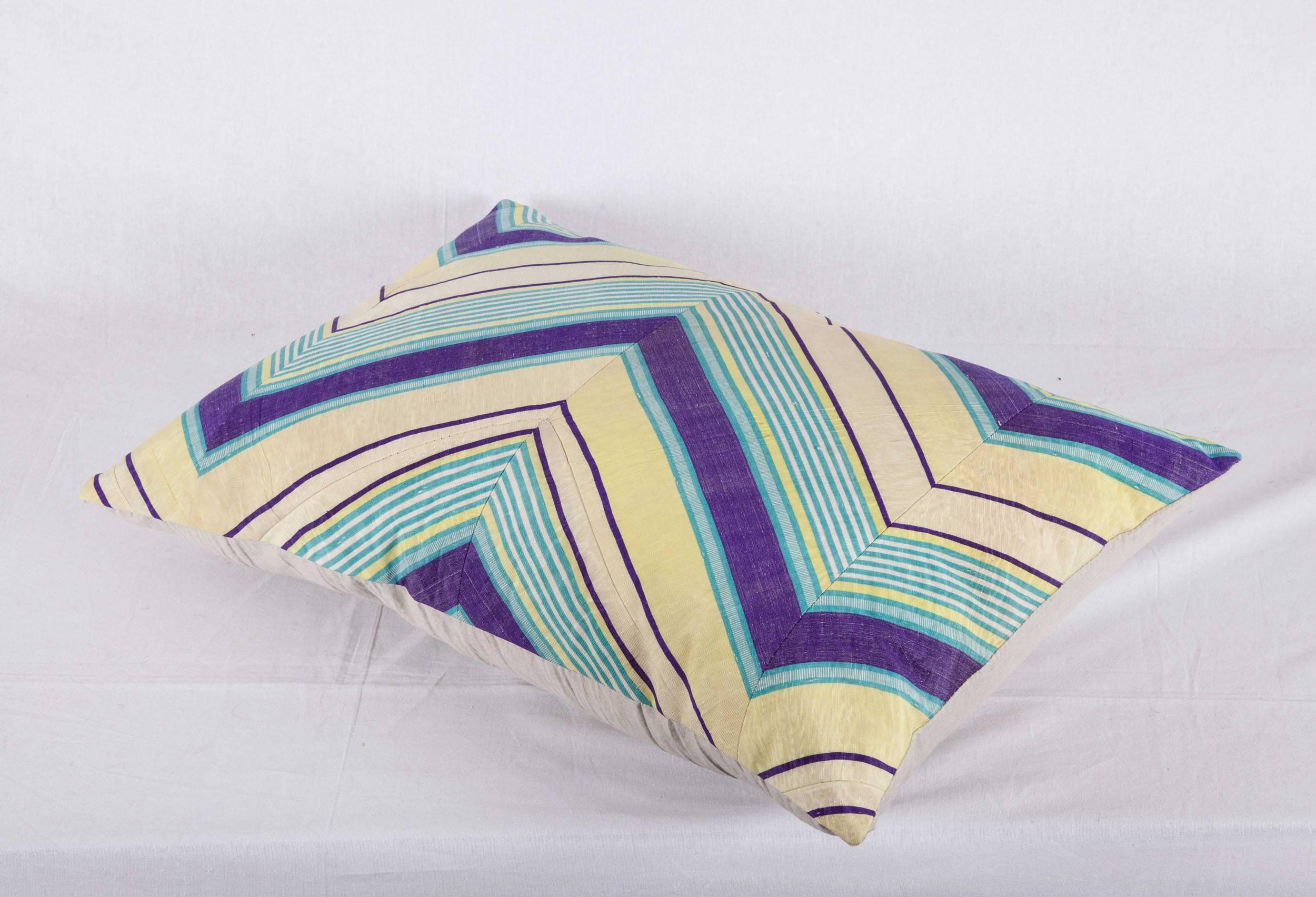 Silk Pillow Fashioned Out of a Mid-20th Century Uzbek Silk Fabric For Sale 2