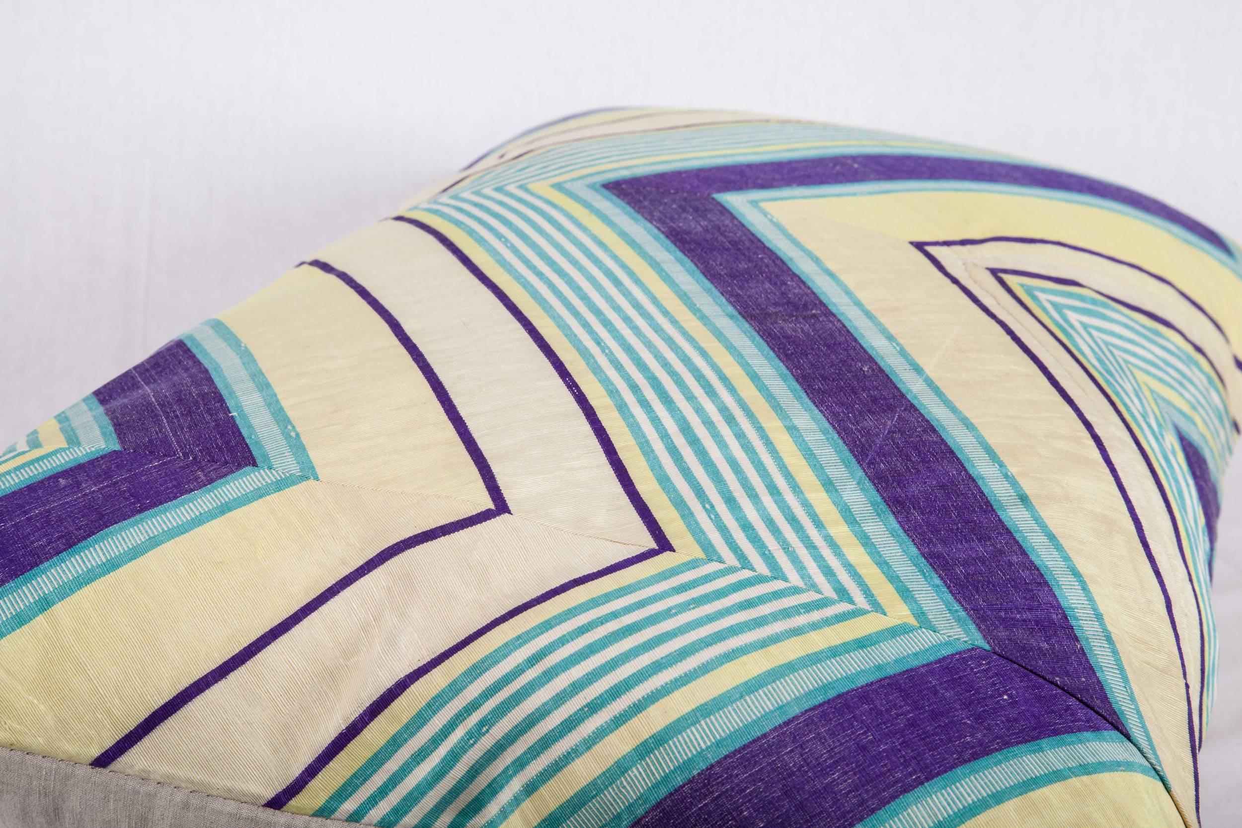 Silk Pillow Fashioned Out of a Mid-20th Century Uzbek Silk Fabric For Sale 3