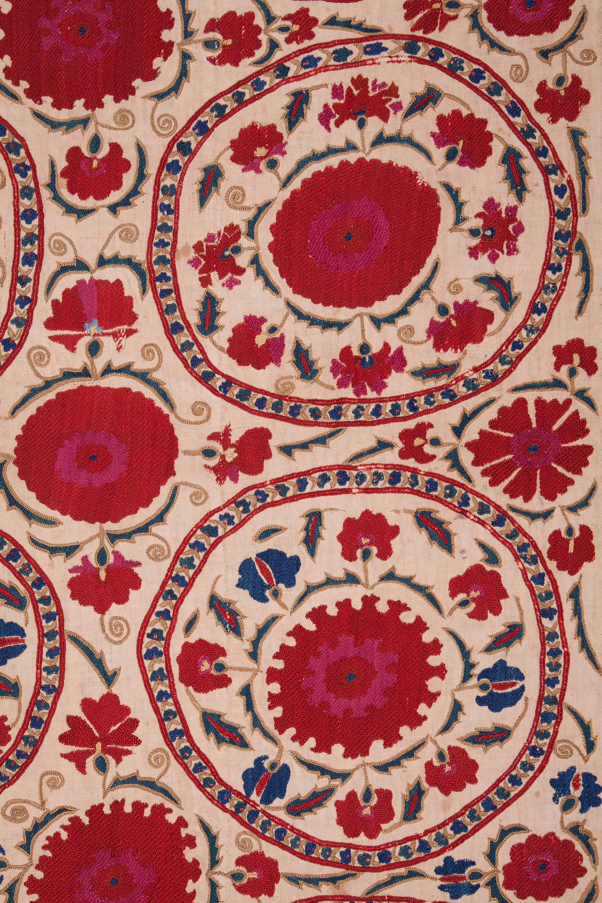 19th Century Bukhara Suzani from Uzbekistan In Good Condition In Istanbul, TR