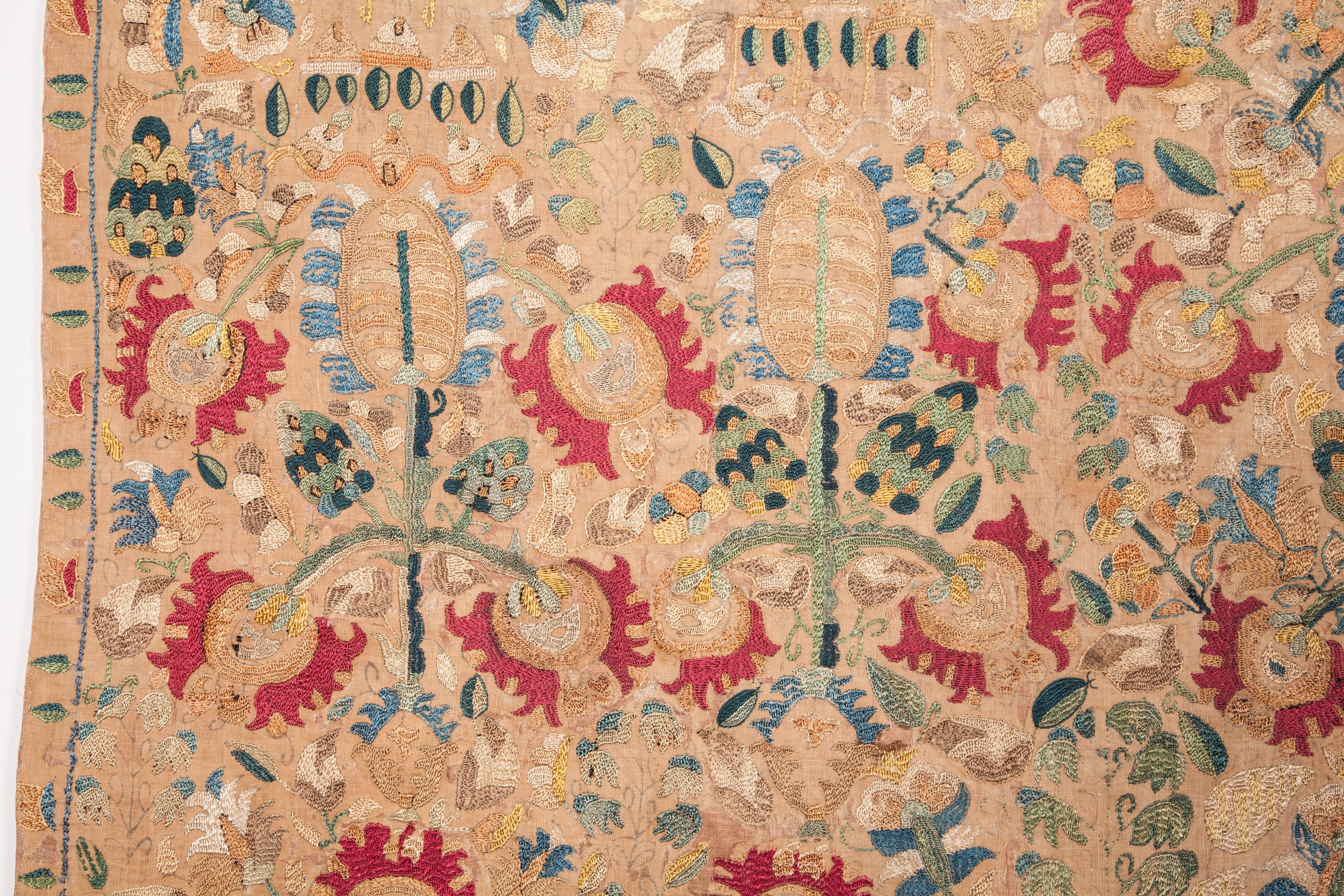 18th Century Greek Island Embroidery in Silk In Good Condition In Istanbul, TR