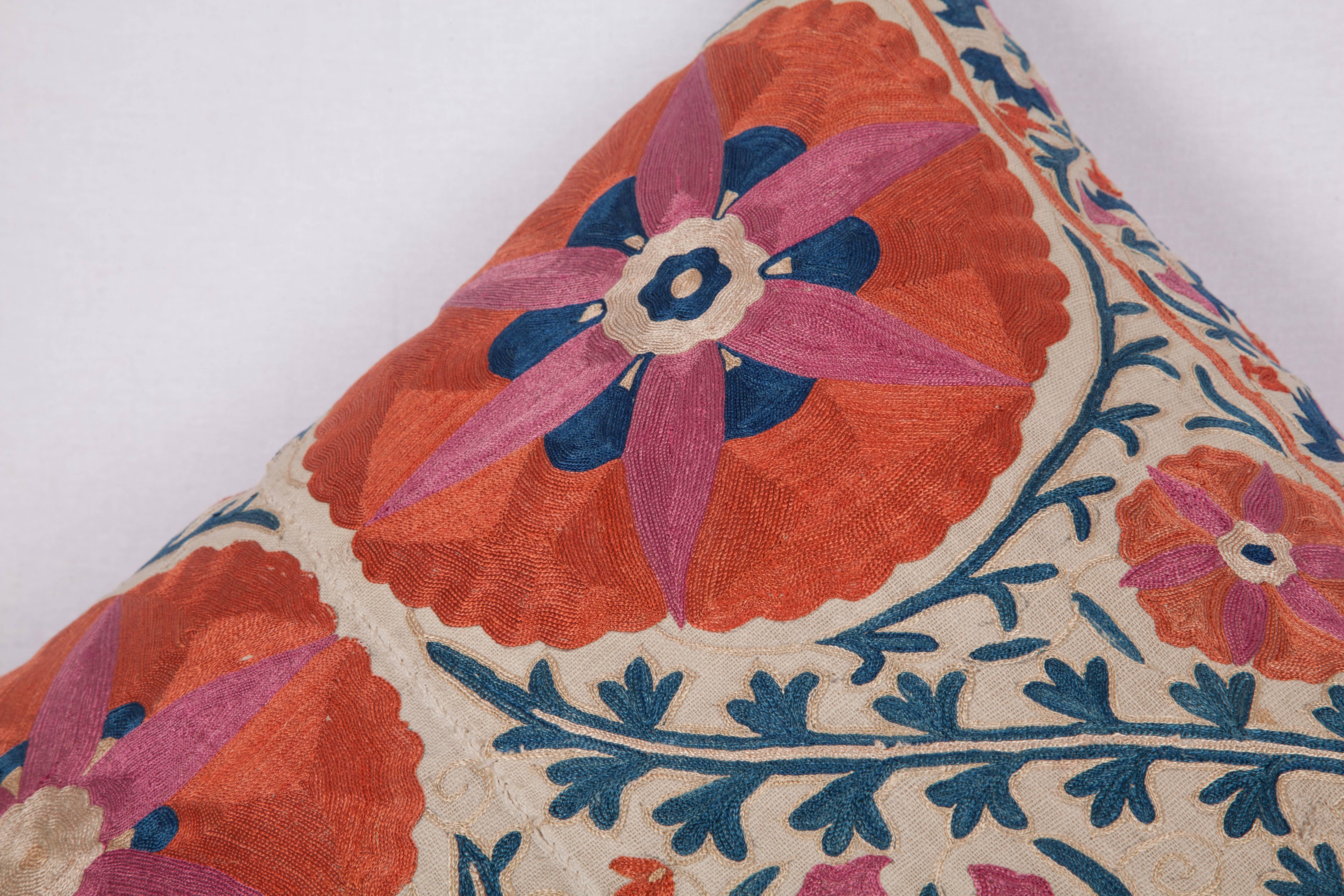 Mid-19th Century Suzani Pillow Fashioned from an Antique Uzbek Suzani Fragment 4