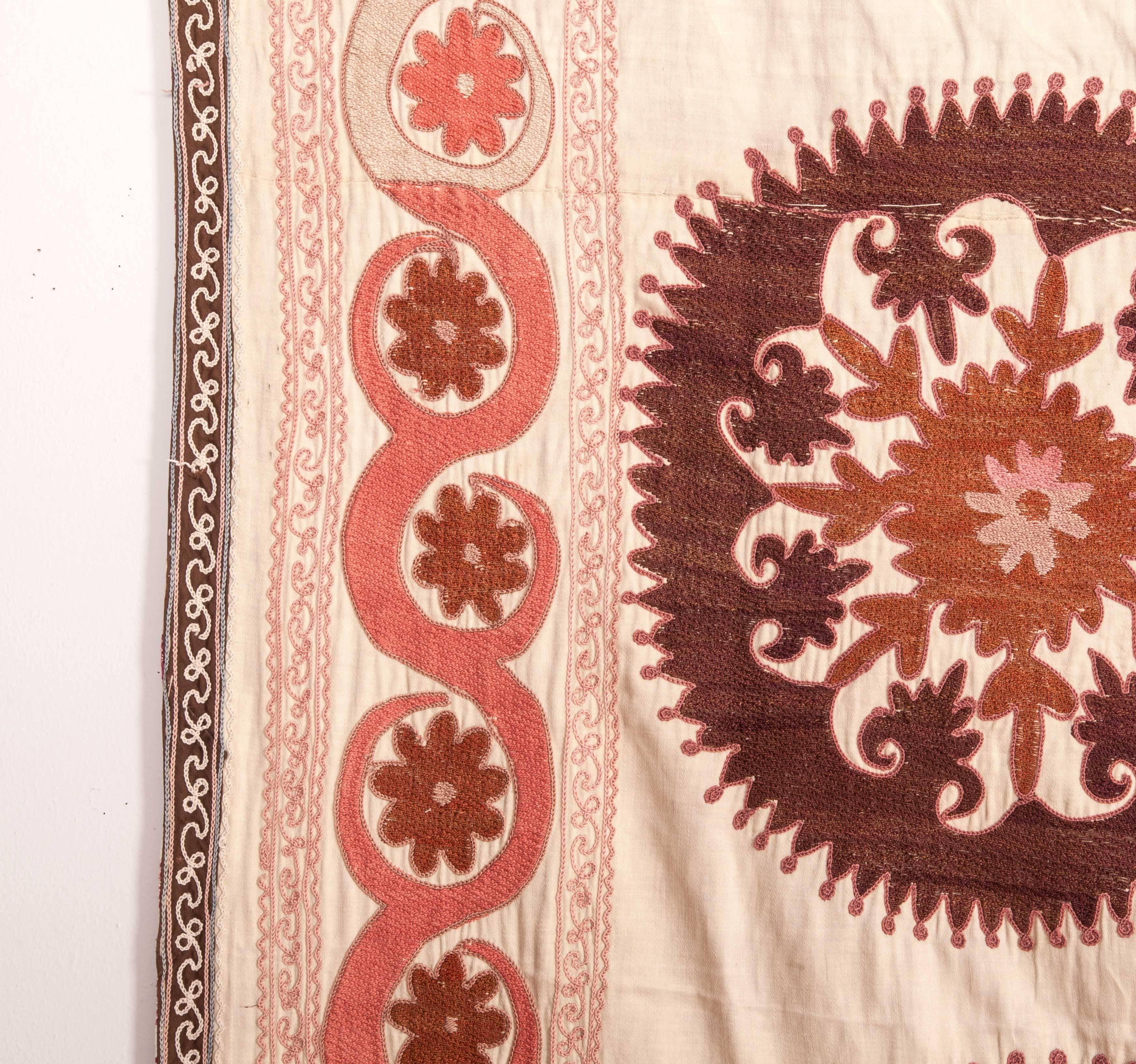 Early 20th Century Cotton Uzbek Samarkand Suzani, Cover or Wall Hanging 3