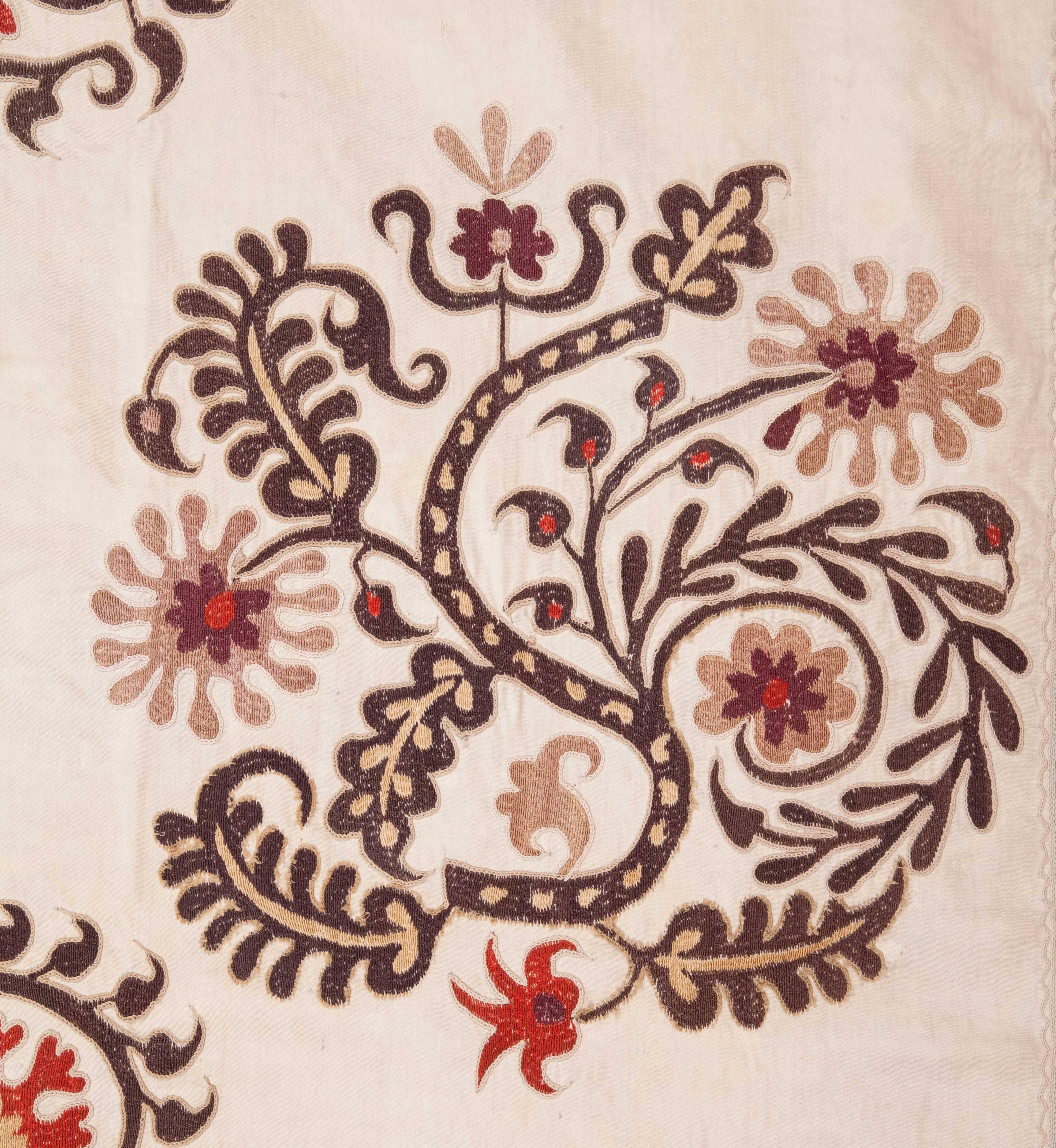 Cotton Early 20th Century Silk Embroidered Samarkand Suzani from Uzbekistan