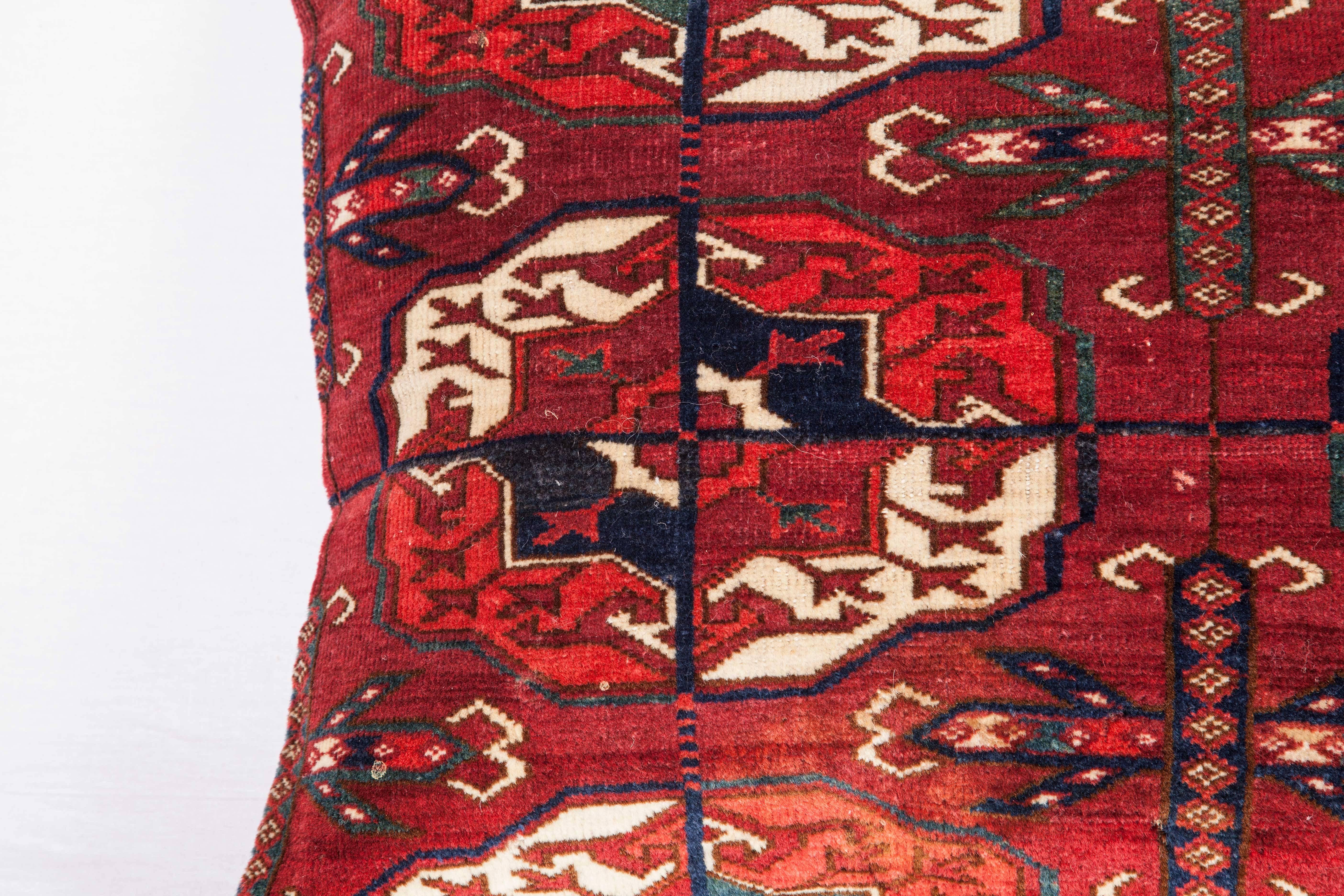 The pillow is made out of a early 19th century, Turkmen Tekke rug. It does not come with an insert but it comes with a bag made to the size and out of cotton to accommodate the filling. The backing is made of linen. Please note filling is not