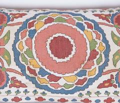 Antikes Kissen aus einer Bulgarien-Stickerei aus dem frühen 20. Jahrhundert