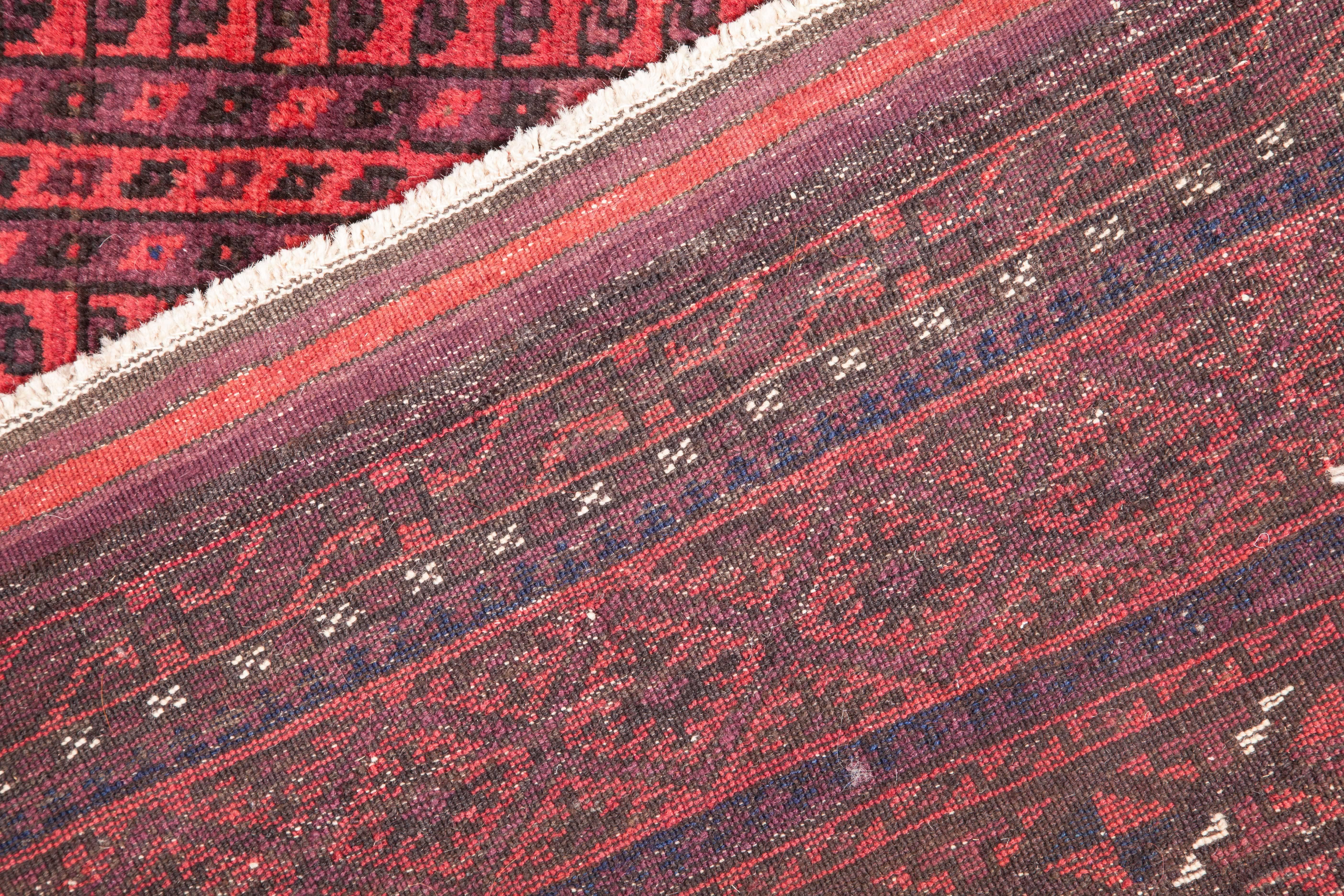 Early 20th Century Baluch Main Rug in Full Pile In Good Condition In Istanbul, TR