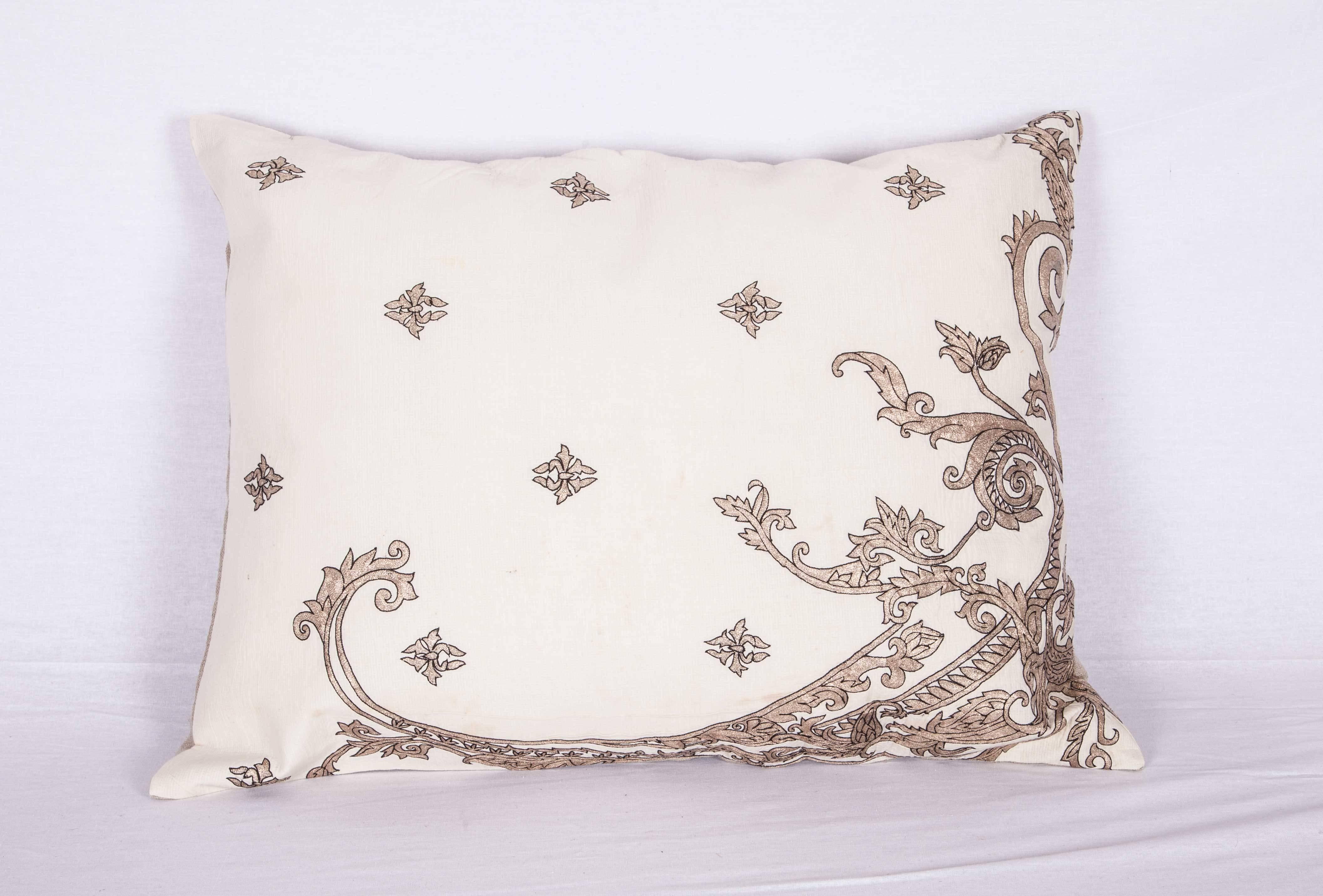 Antique Pillow Made Out of a 19th century or Earlier European Silver Embroidery In Good Condition For Sale In Istanbul, TR