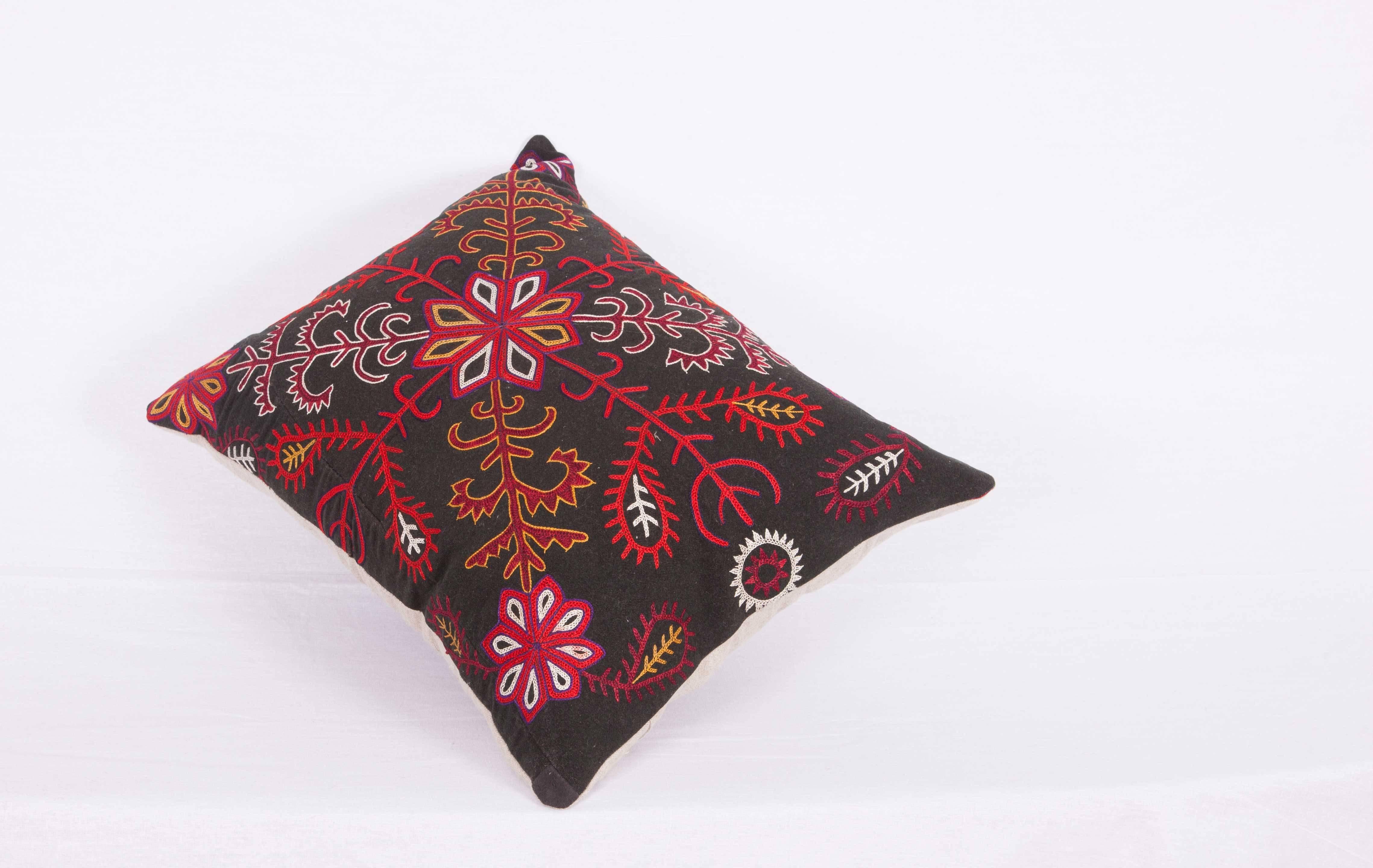 Antique Pillow Made Out of a Kyrgyz Embroidery In Good Condition For Sale In Istanbul, TR