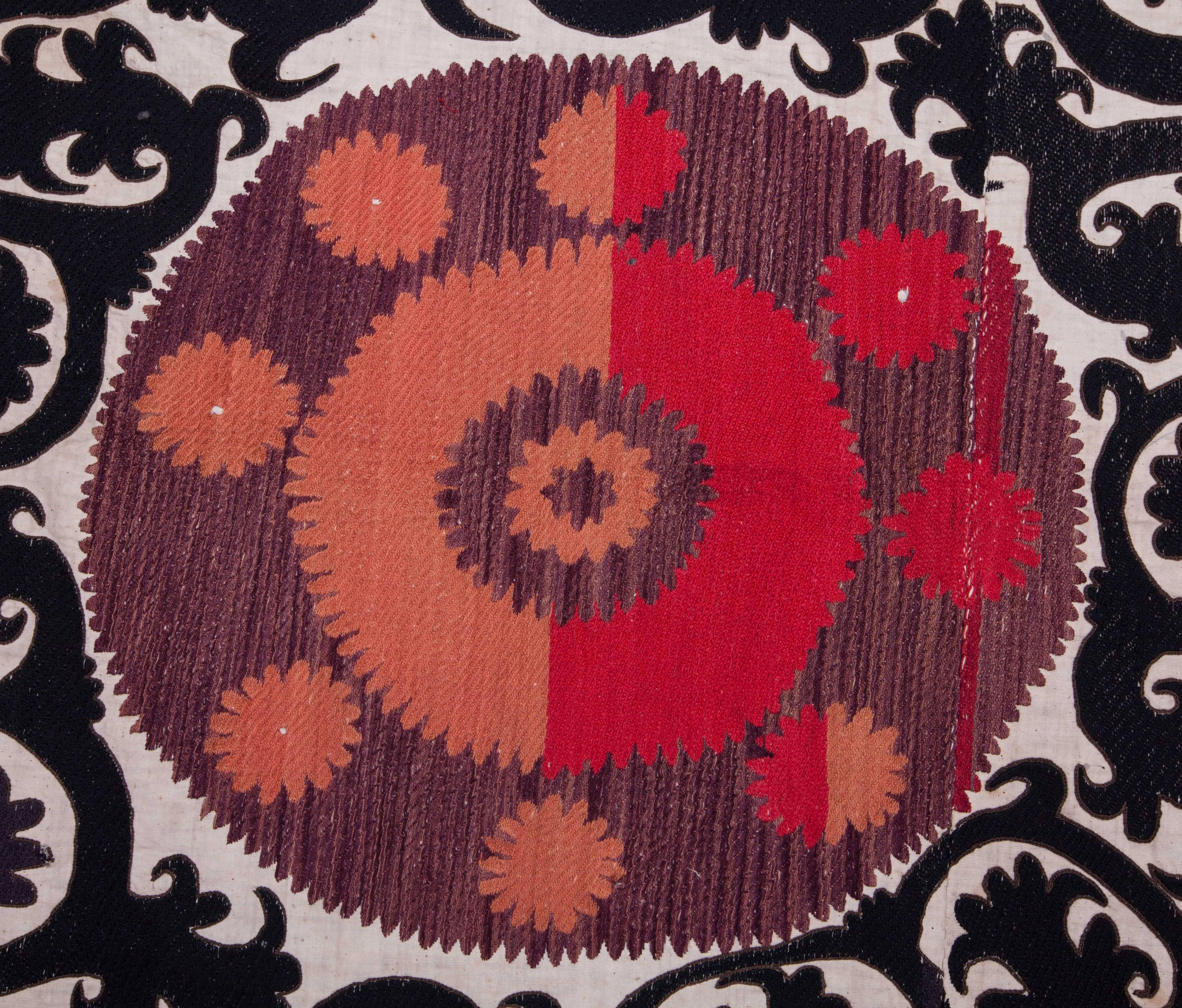 Embroidered Early 20th Century Samarkand Suzani from Uzbekistan, Silk Embroidery on Cotton
