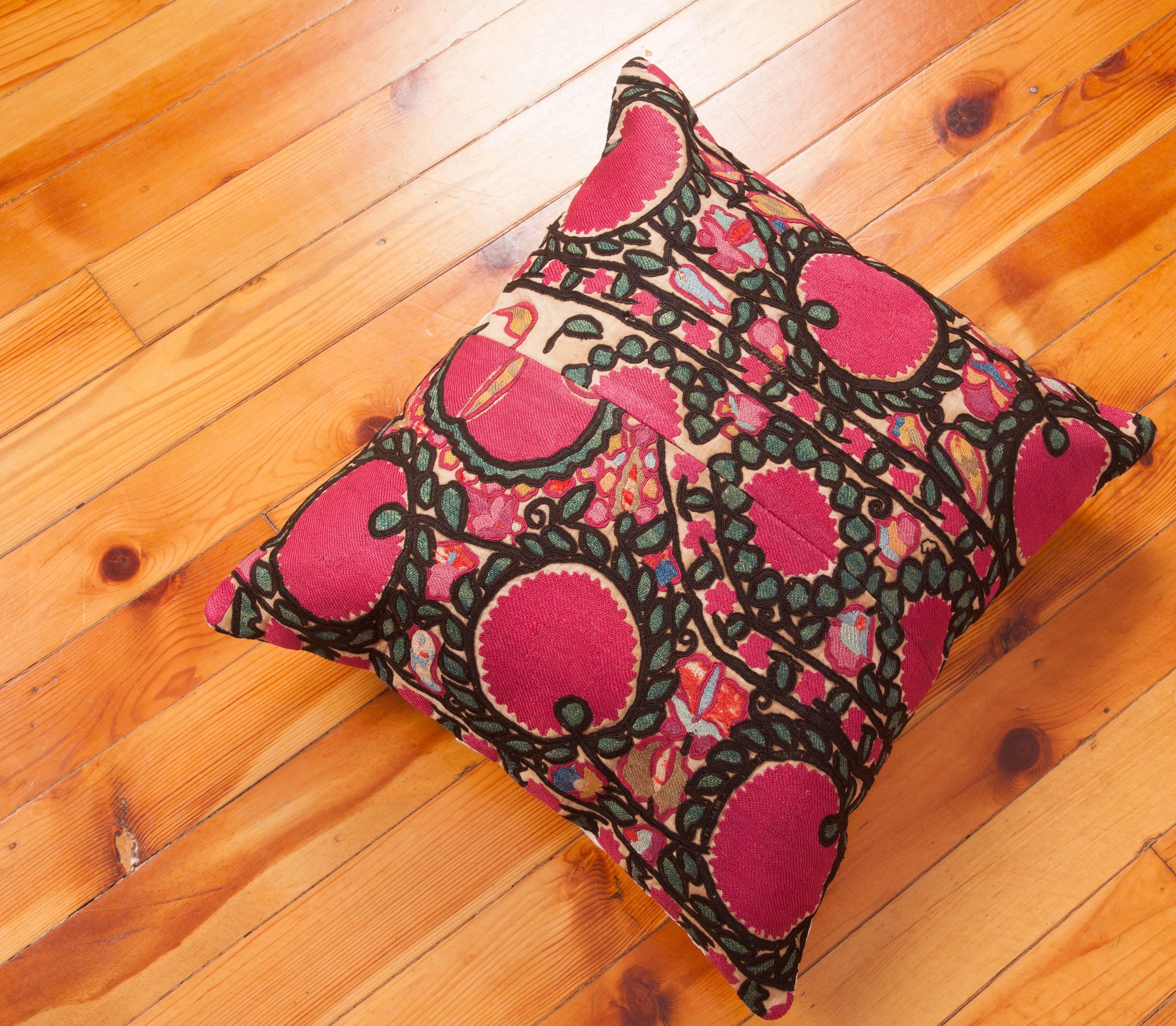 Suzani Pillow Case Fashioned Out of a 19th Century Tashkent Suzani Fragment In Good Condition In Istanbul, TR