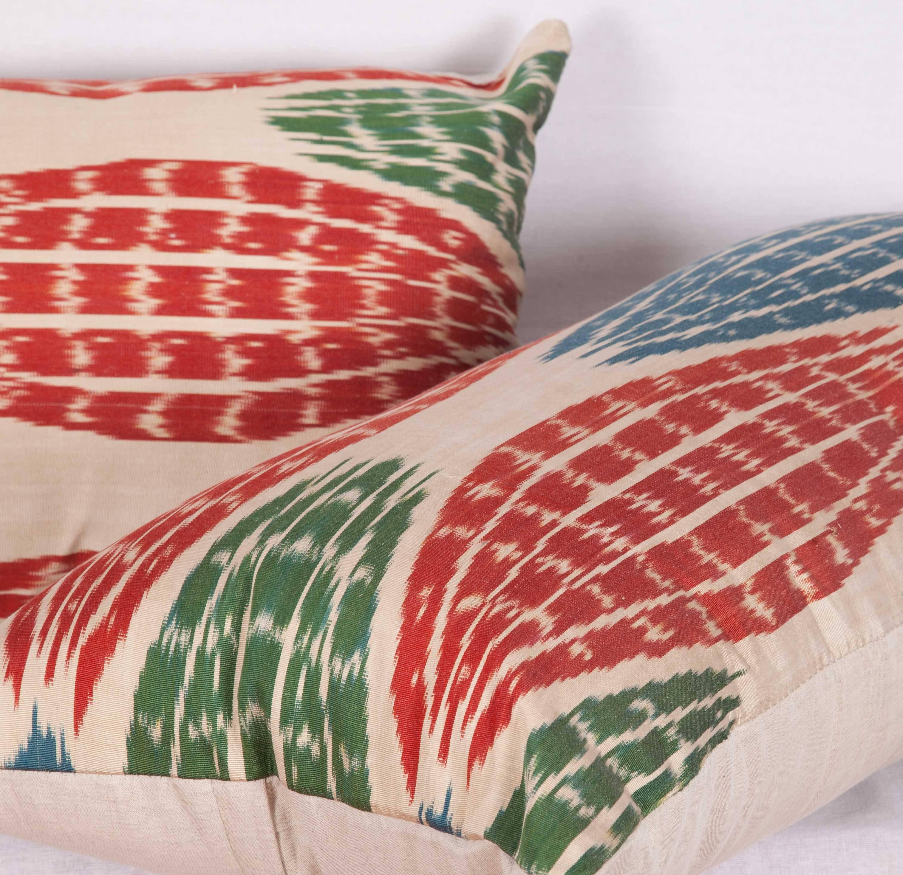 Pillow cases are made out of brand new contemporary Uzbek Velvet Ikats.


They do not come with an insert but they come with a bag made to the size and out of cotton to accommodate the filling for each.
The backing is made of linen.
 Please