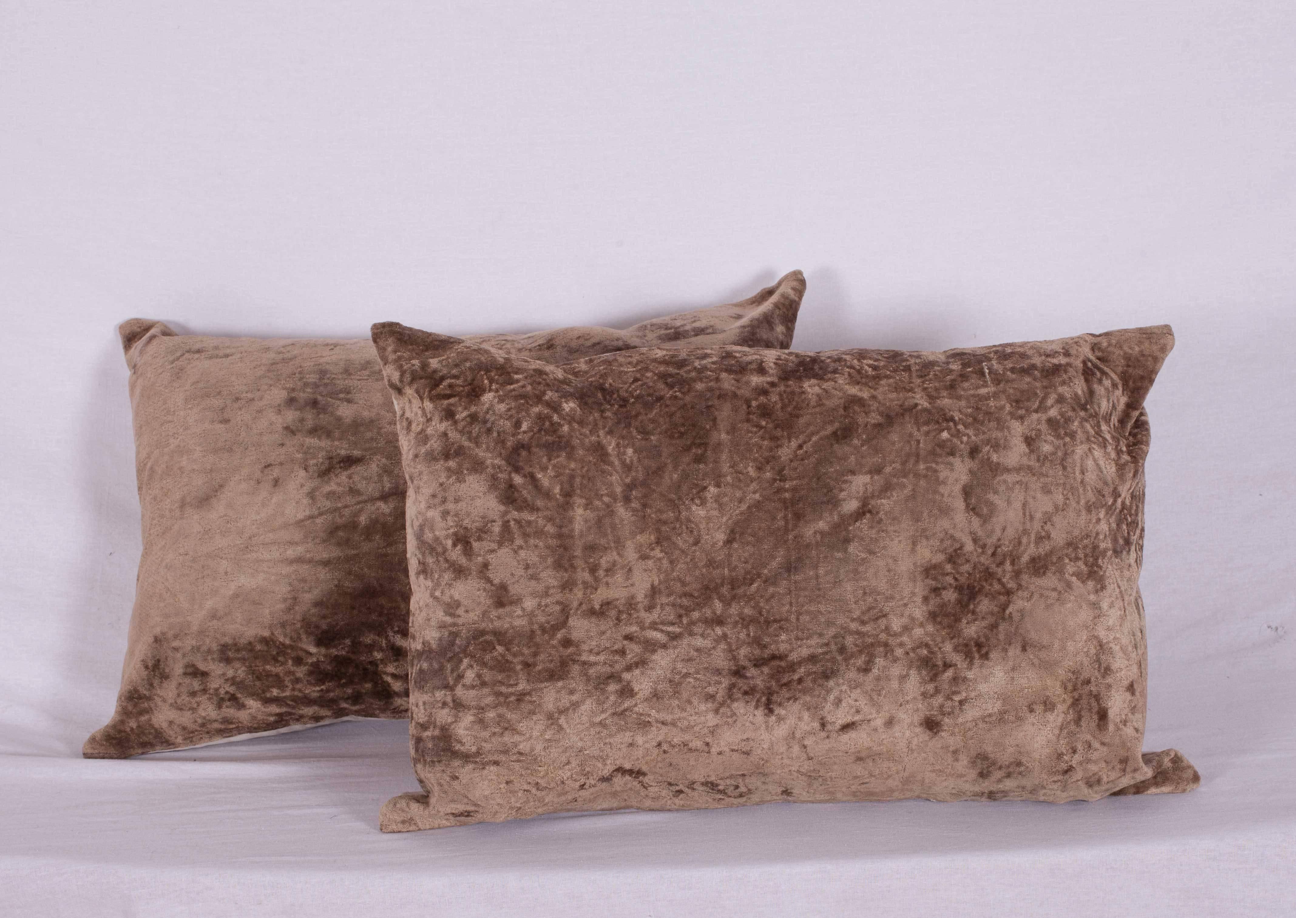 Pillow Cases Made from Vintage Central Asian Silk Velvet In Good Condition In Istanbul, TR