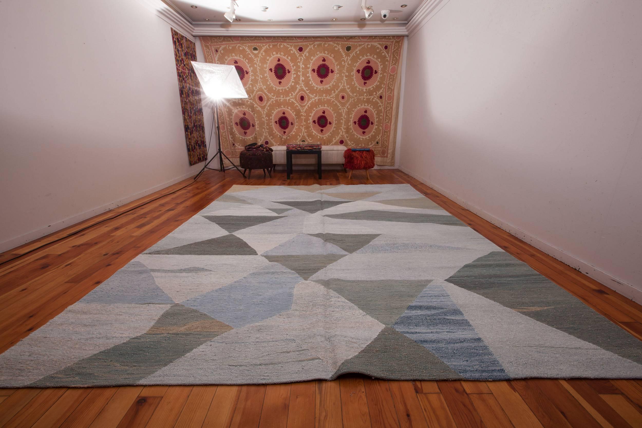 Contemporary Turkish Kilim Made from Recycled Hemp 1