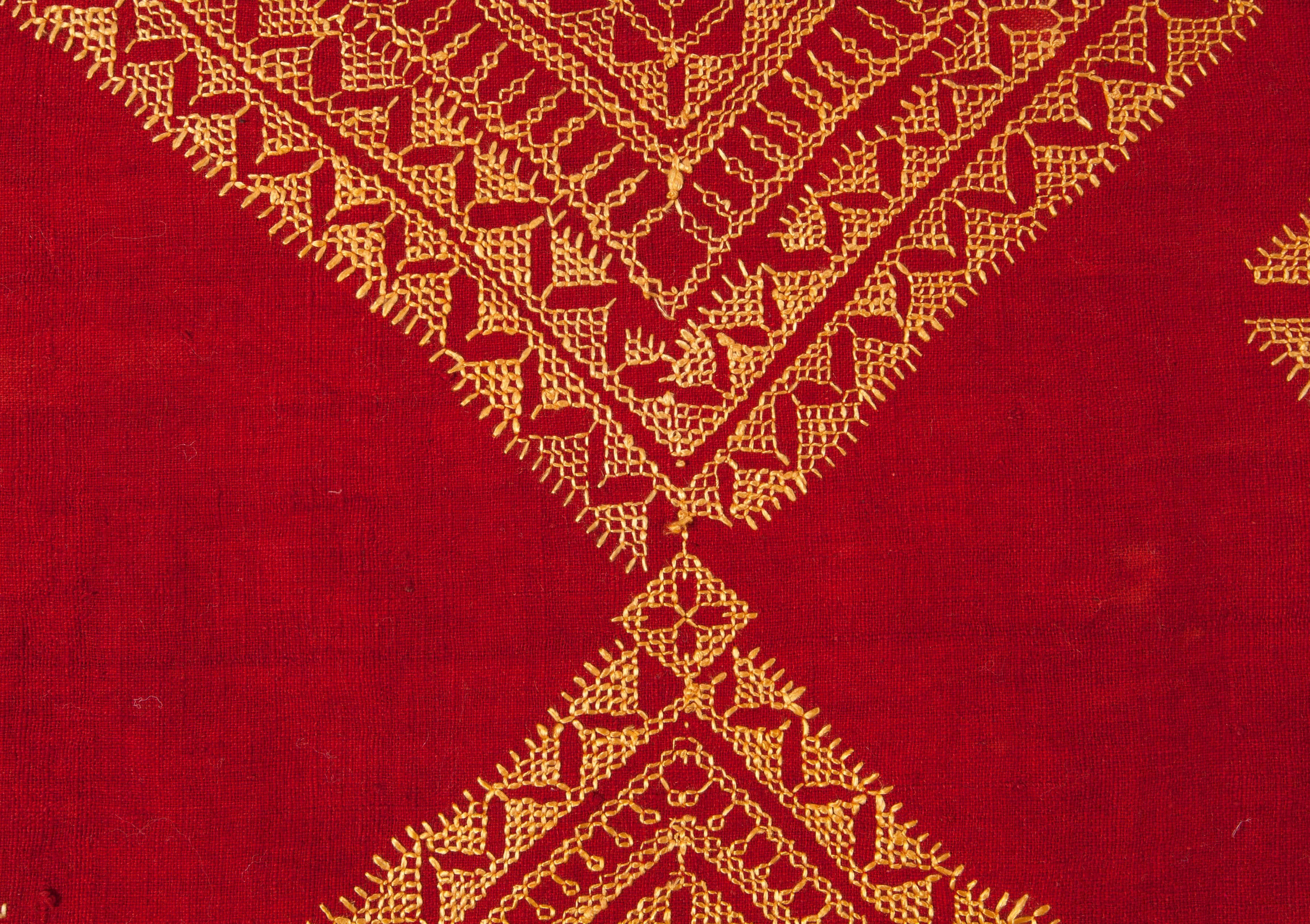 Early 20th Century Phulkari from Punjab In Good Condition In Istanbul, TR