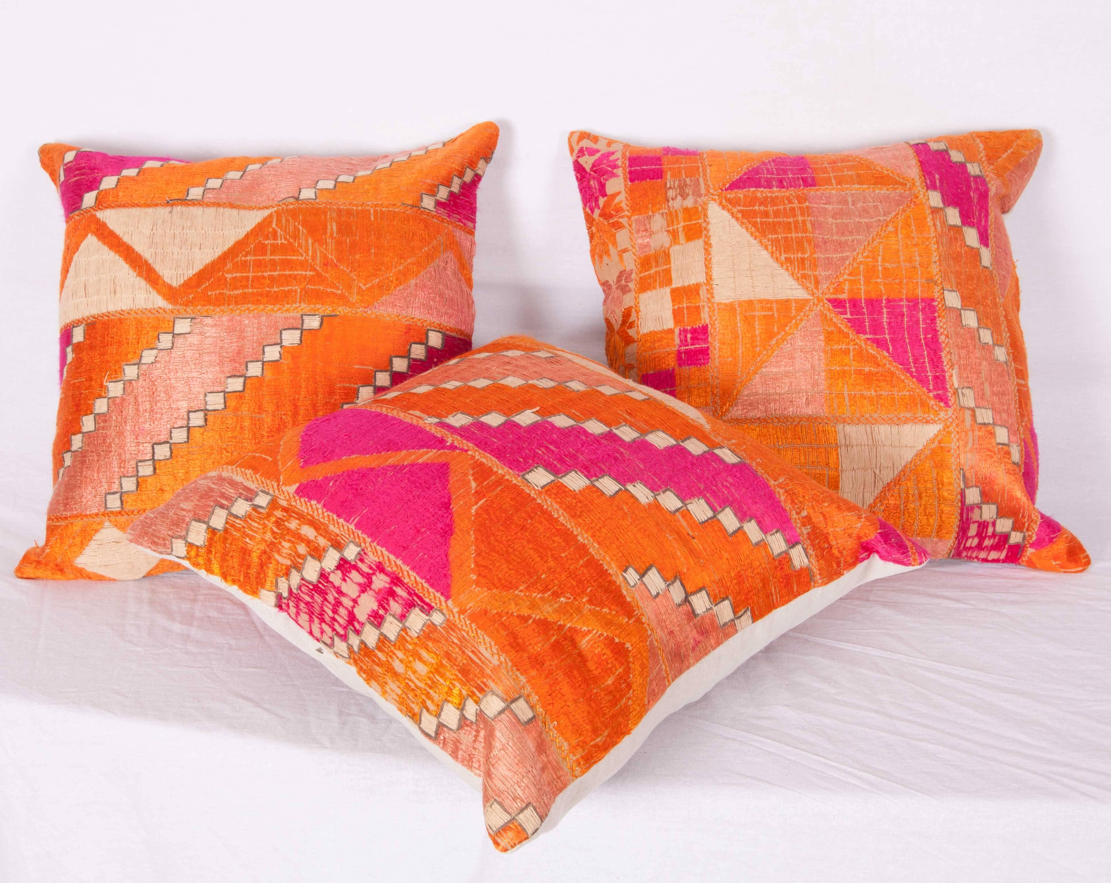 Old Phulkari Pillow Cases from India In Good Condition In Istanbul, TR