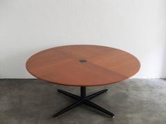 T41 Dining Table by Osvaldo Borsani, Tecno, 1957