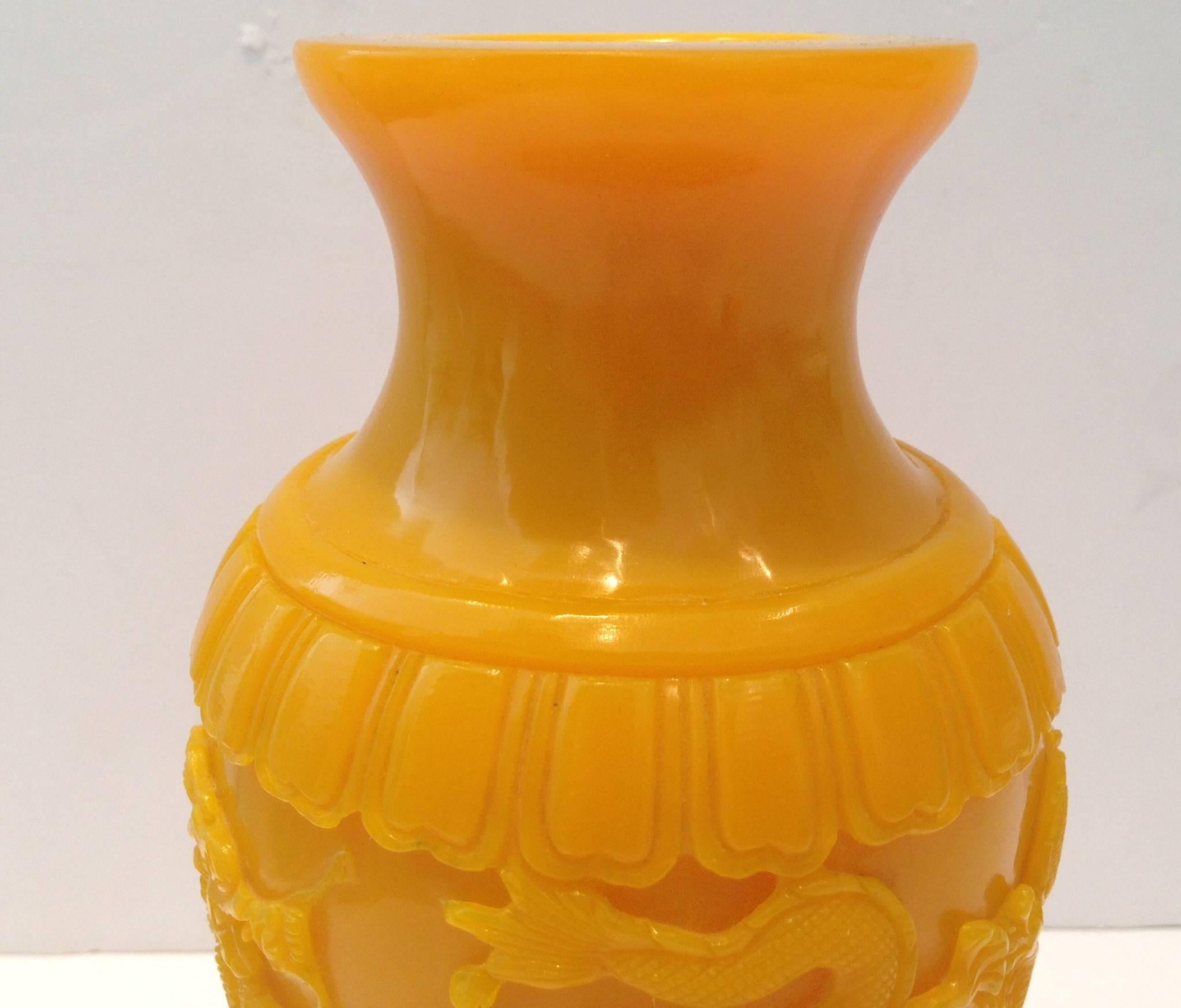 Vintage Chinese Peking Carved Glass Dragon Vase  1