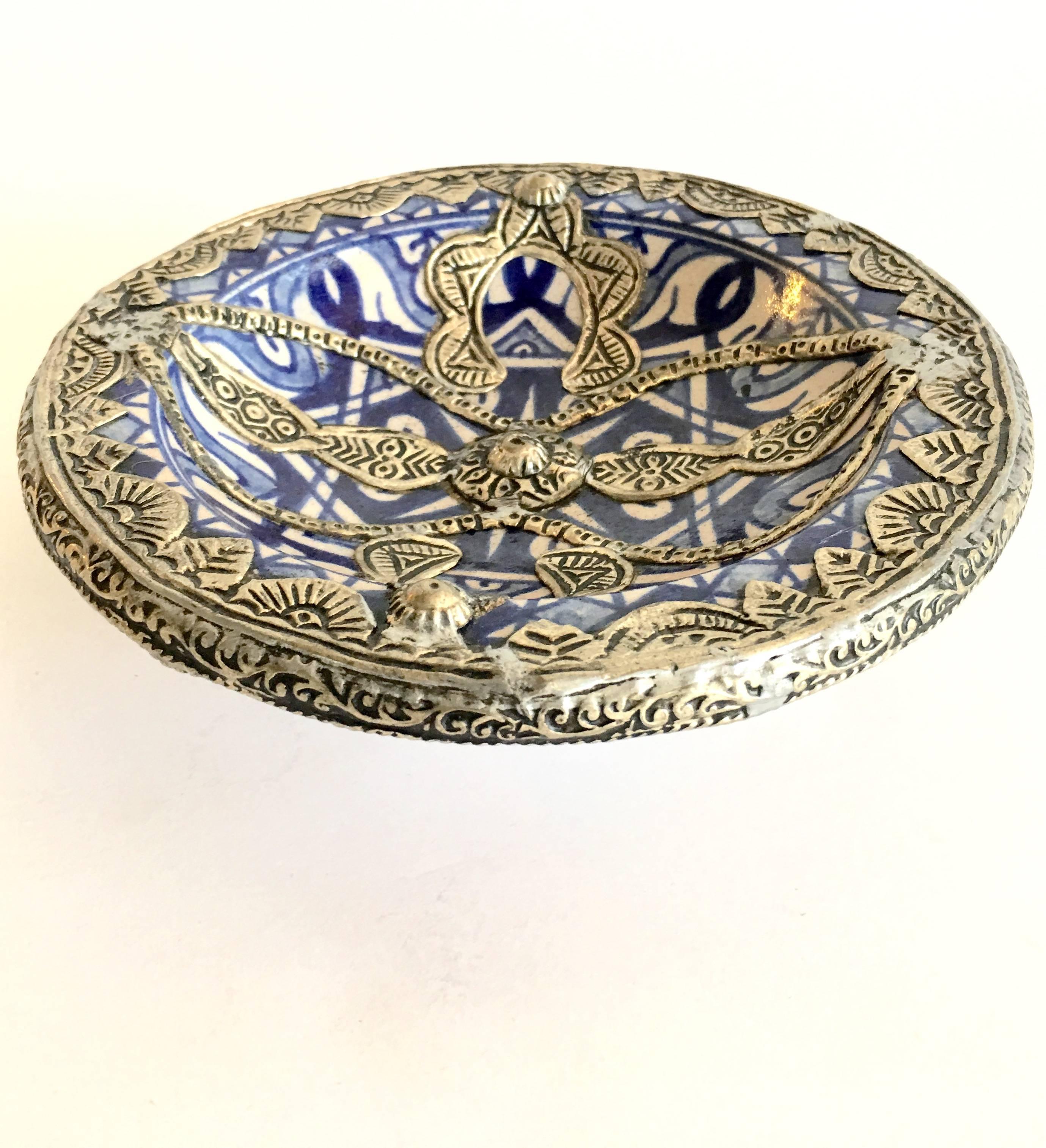 Morocco Fez blue and white silver nickel overlay ceramic hand-painted plate, signed on the underside, FES.
