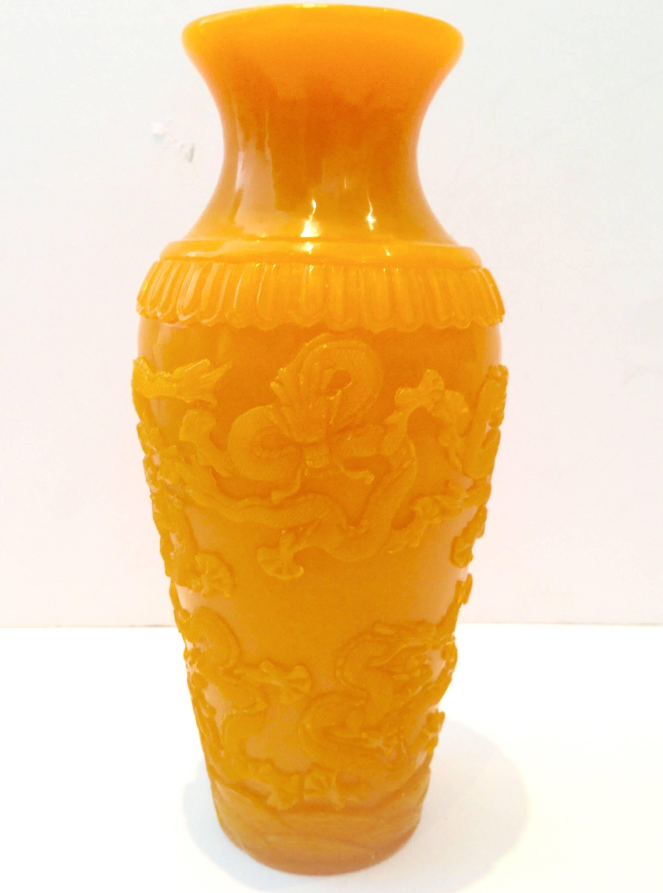 chinese peking glass vase