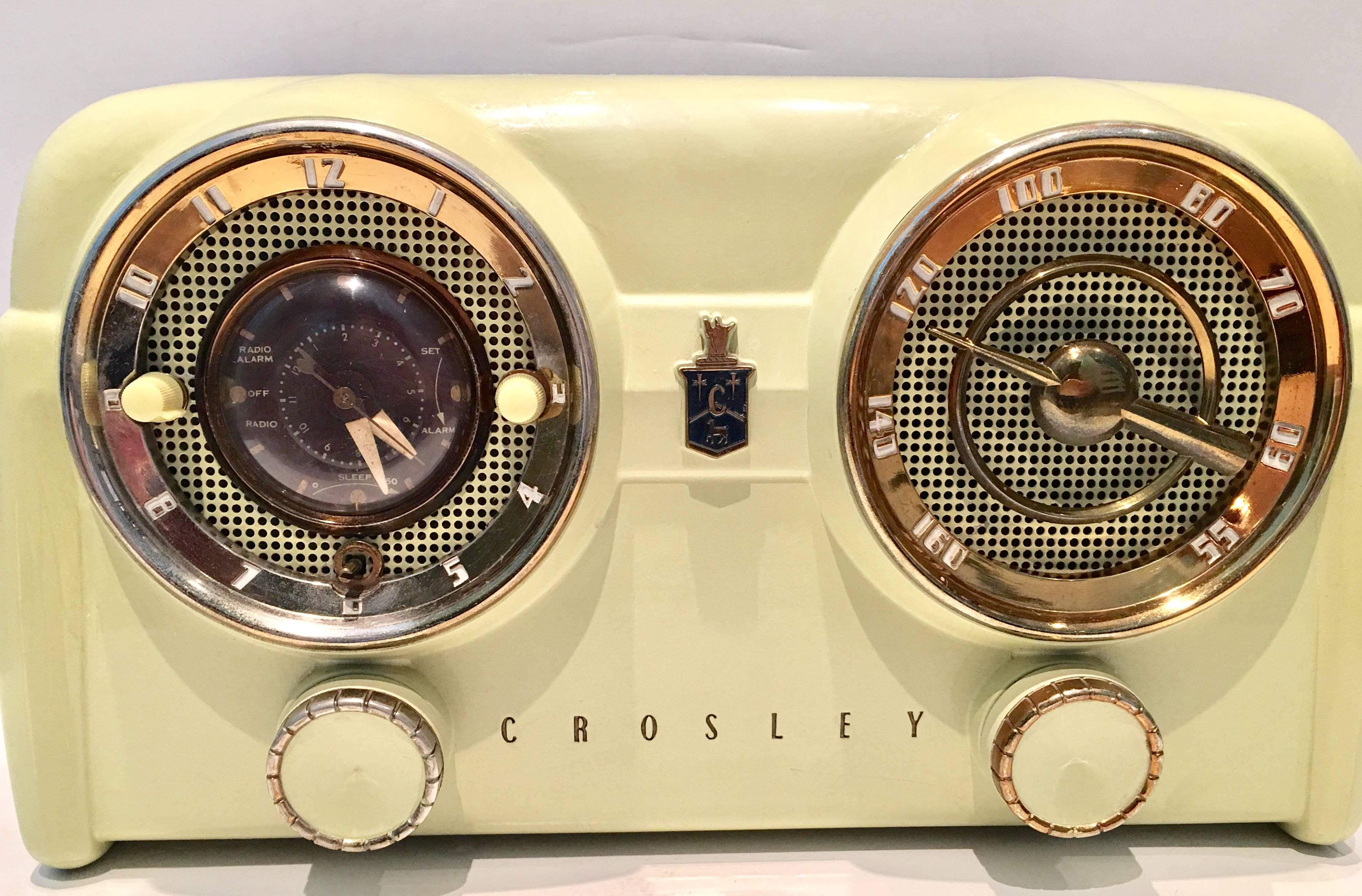 crosley dashboard radio