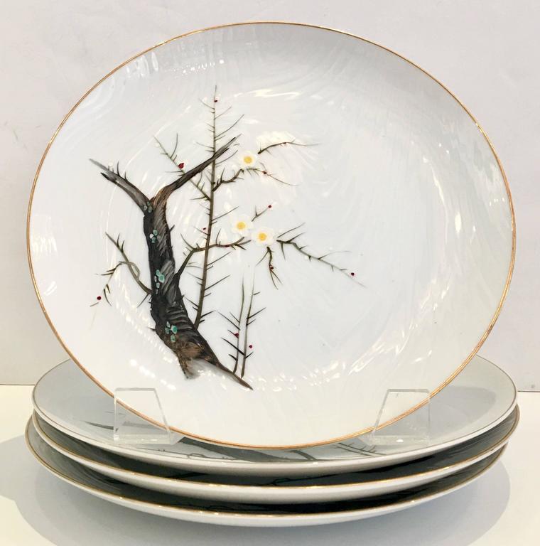 1950s Japanese HandPainted Porcelain Dinnerware Set of 17 Pieces For