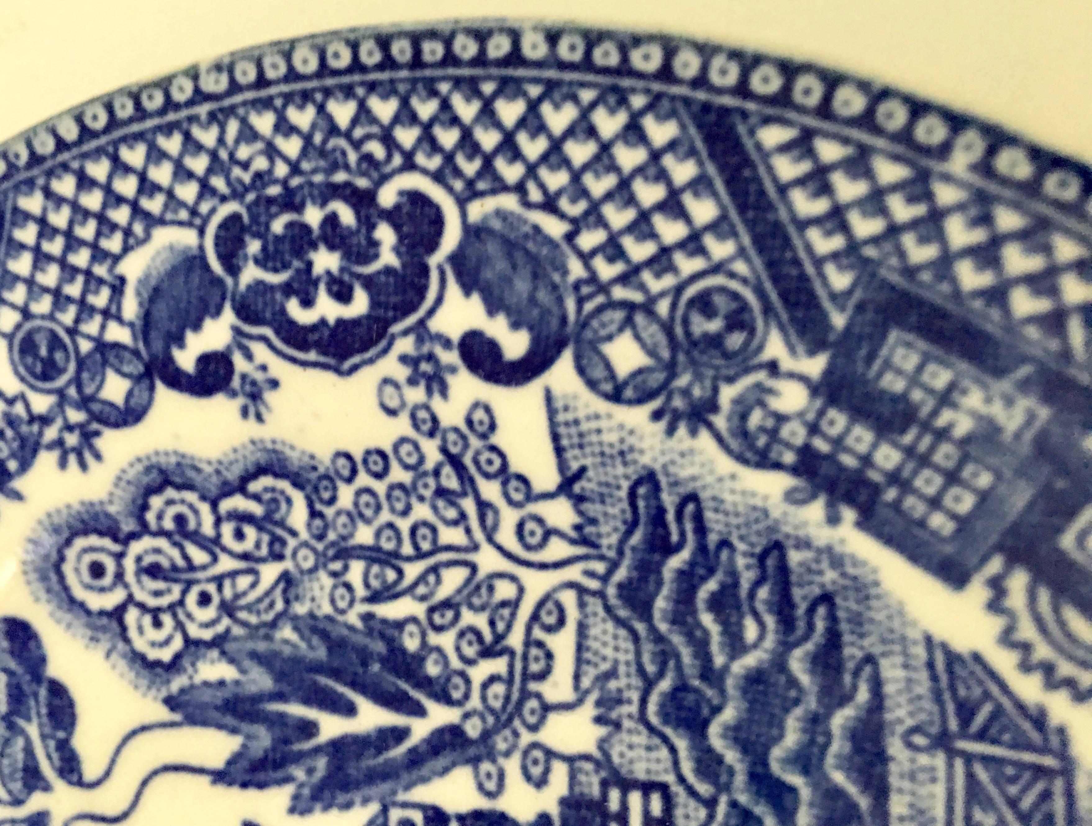 Japonais Ensemble de sept assiettes japonaises anciennes « saule bleu »