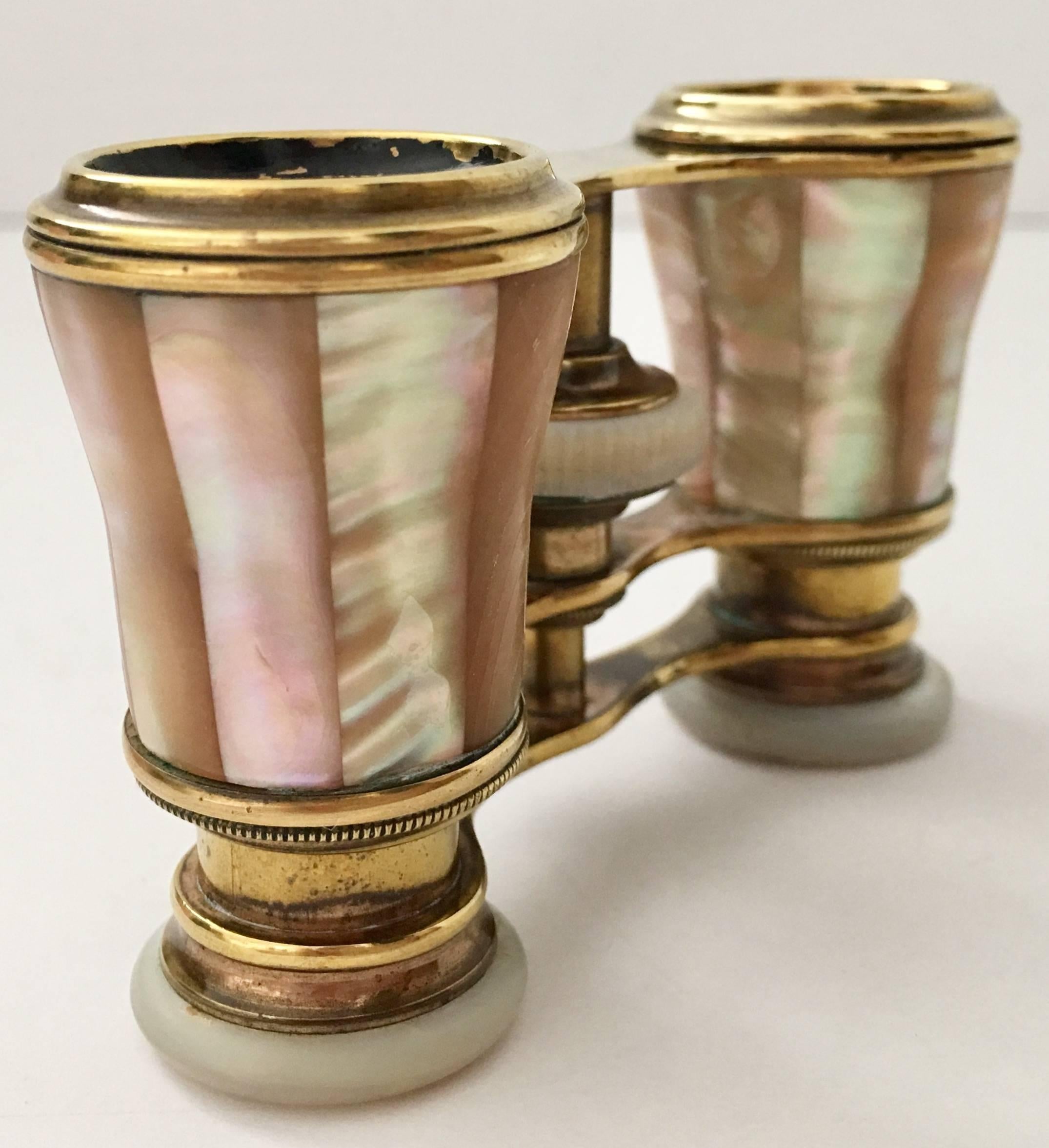 Antique French Brass and Mother of Pearl Opera Glasses In Excellent Condition In West Palm Beach, FL