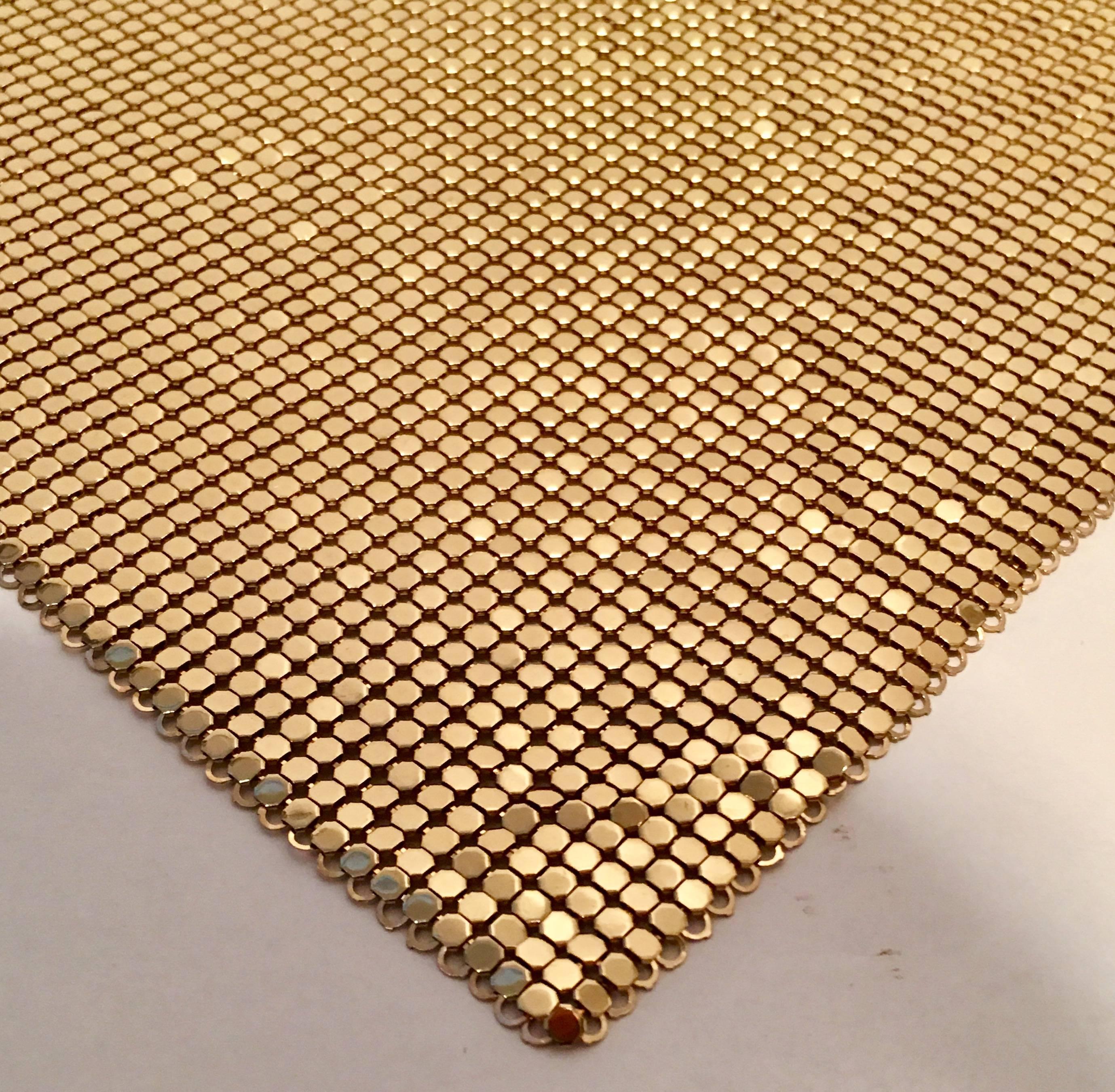 Vintage Whiting $ Davis Gold Metal Mesh Bib Choker Necklace In Excellent Condition In West Palm Beach, FL