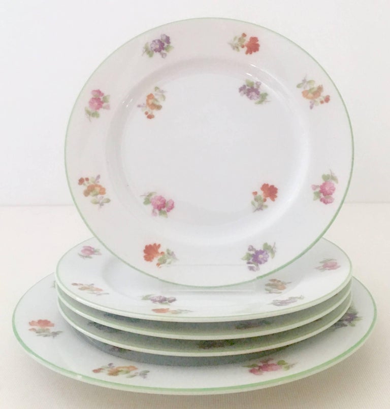 Vintage Japanese Floral Motif Dinnerware, Set of 16 For Sale at 1stdibs