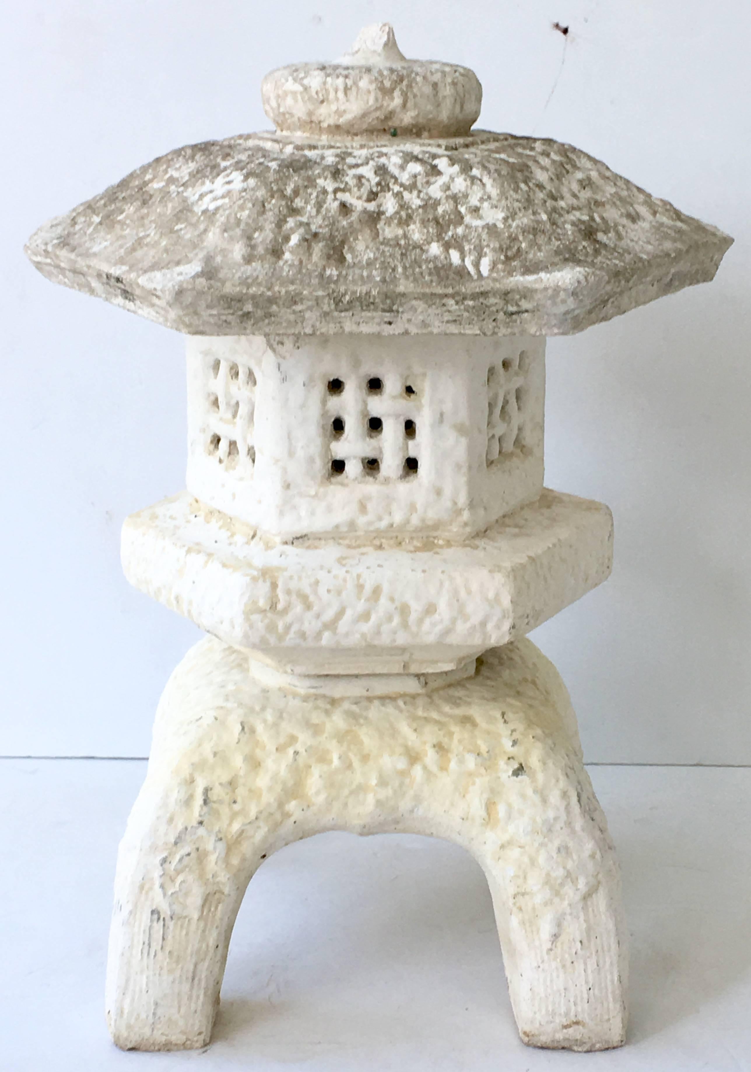 Japanese Cast Stone Pagoda Lantern Sculpture, Three Pieces In Excellent Condition In West Palm Beach, FL