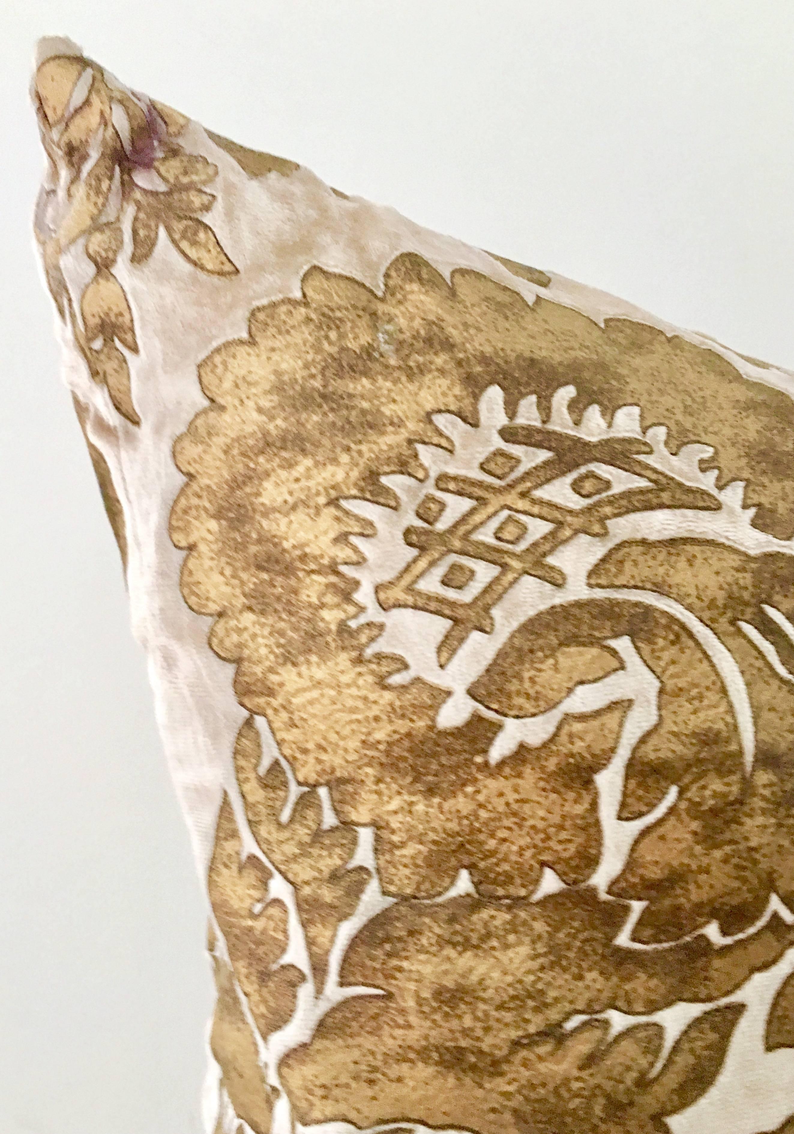 Pair of Contemporary Cut Velvet Metallic Damask Down Filled Pillow In Excellent Condition In West Palm Beach, FL