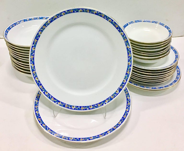 1930'S Japanese Porcelain Dinnerware Set Of 32 Pieces By Morimura