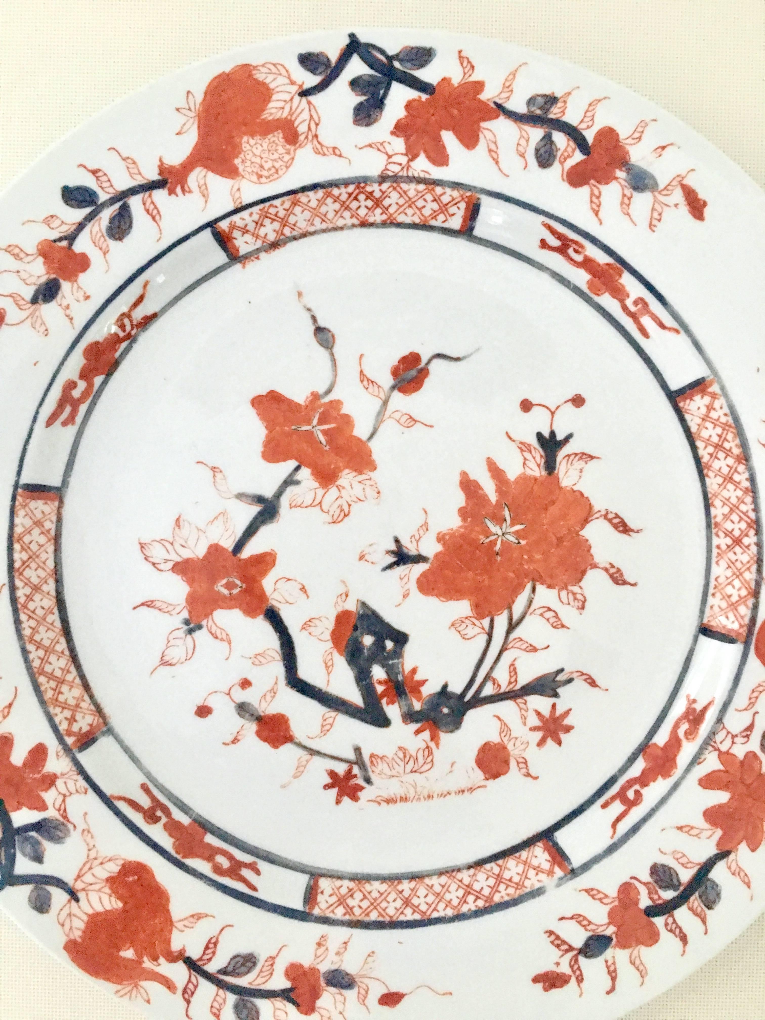 Japonisme 20th Century Japanese Porcelain Imari Dinnerware Set of 18 Pieces