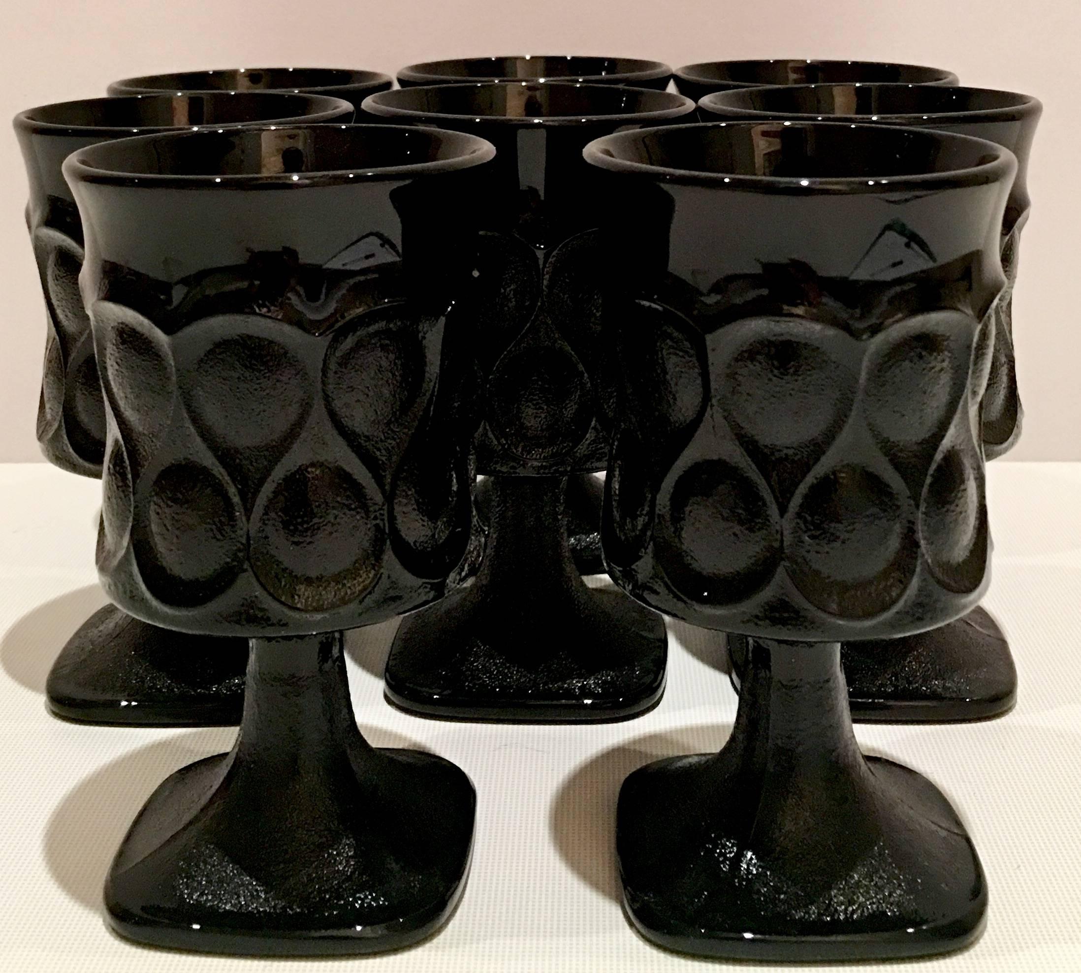 1970s Gothic style textured pressed pattern glass footed stem drink goblets, set of sixteen pieces. Pattern features a textured 